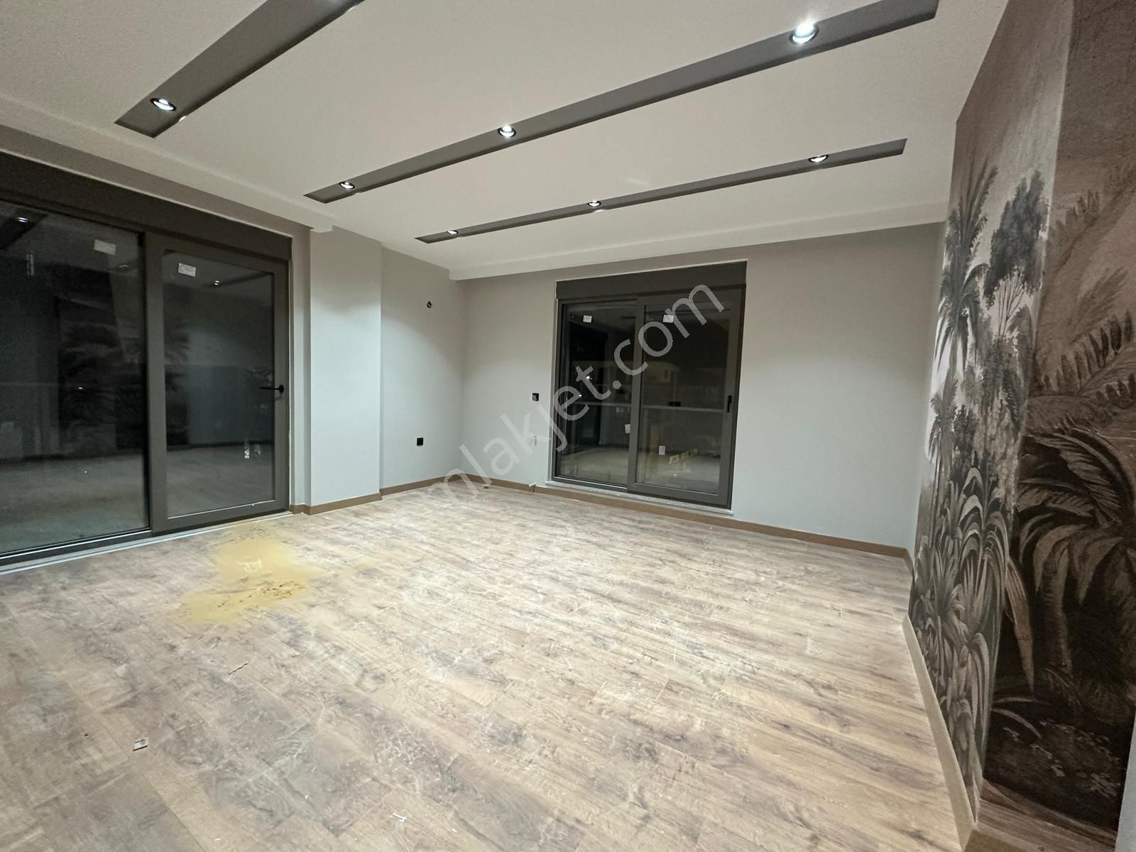 V.karşıyaka'da Ultra Lüks 1.sınıf İşçilikli 2+1 Satılık Daireler - Görsel 16