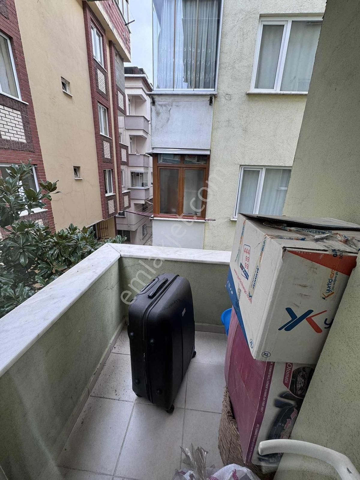 Çamlık Mah. Metroya 5 Dk. Çift Balkon Ve Şömineli Ara Kat 3+1 - Görsel 35