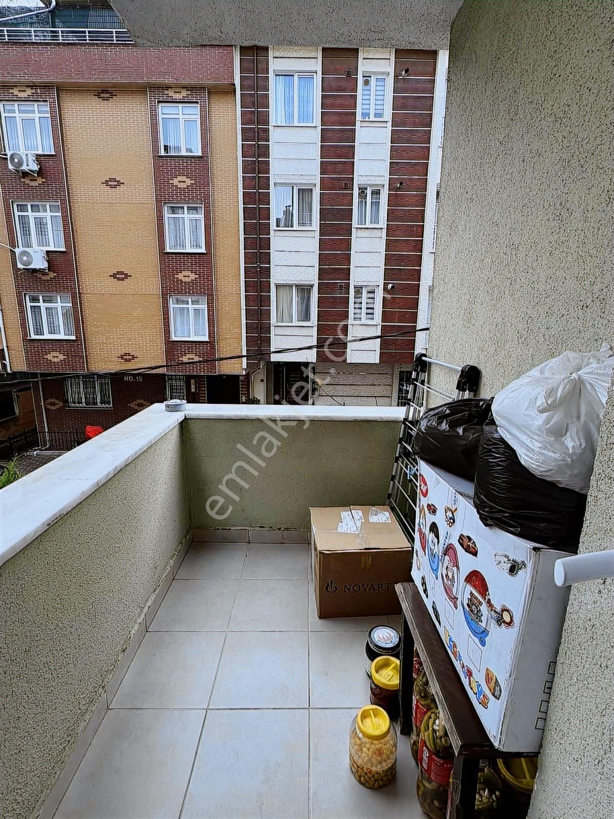 Çamlık Mah. Metroya 5 Dk. Çift Balkon Ve Şömineli Ara Kat 3+1 - Görsel 8