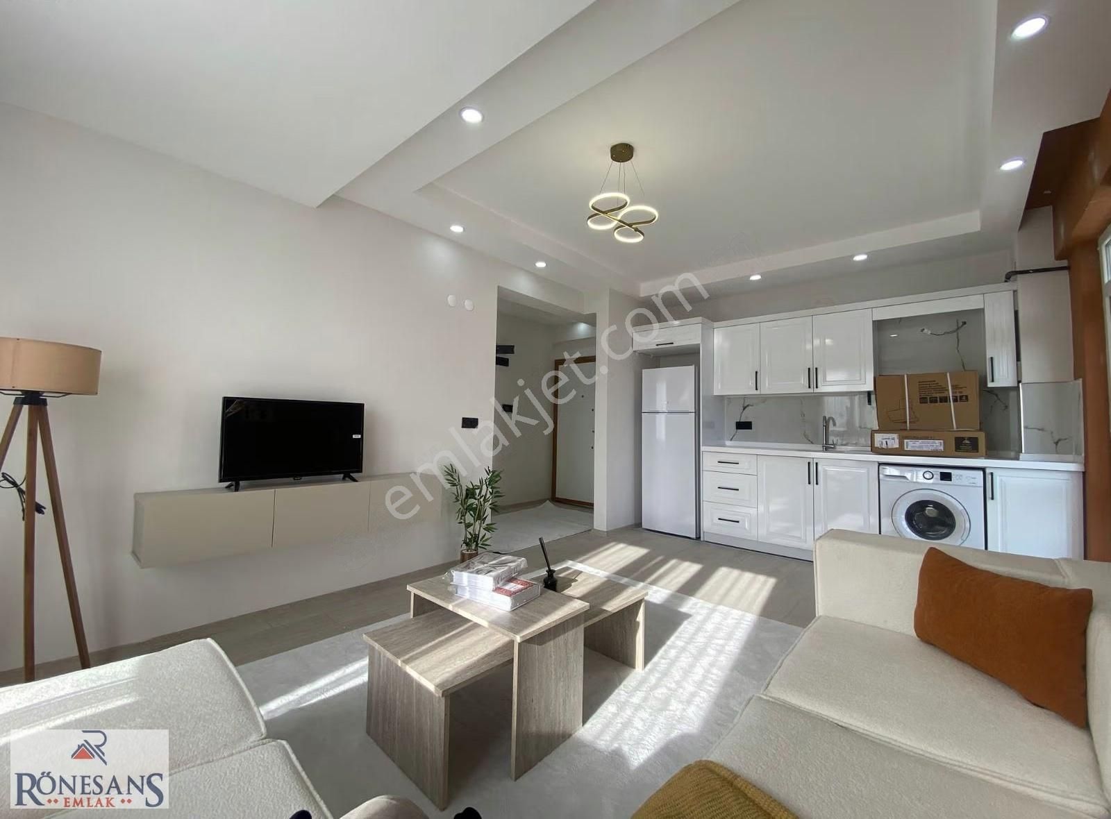 Rönesans Emlak'tan Deniz Manzaralı Sıfır Eşyalı Geniş 1+1 - Görsel 8