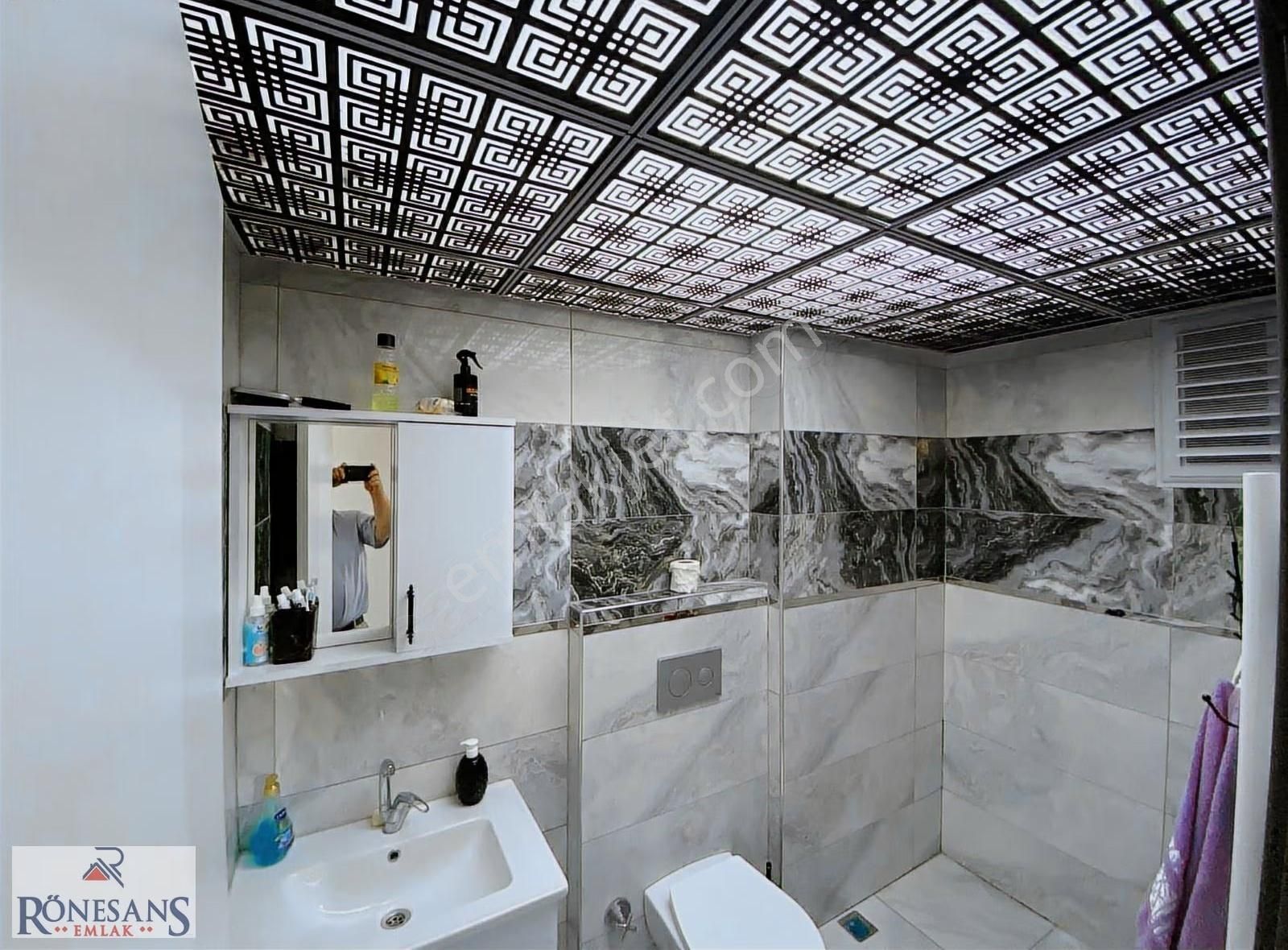 Rönesans Emlak'tan İskanı Alınmış, Eşyalı, Kombisi Takılmış 1+1 - Görsel 15