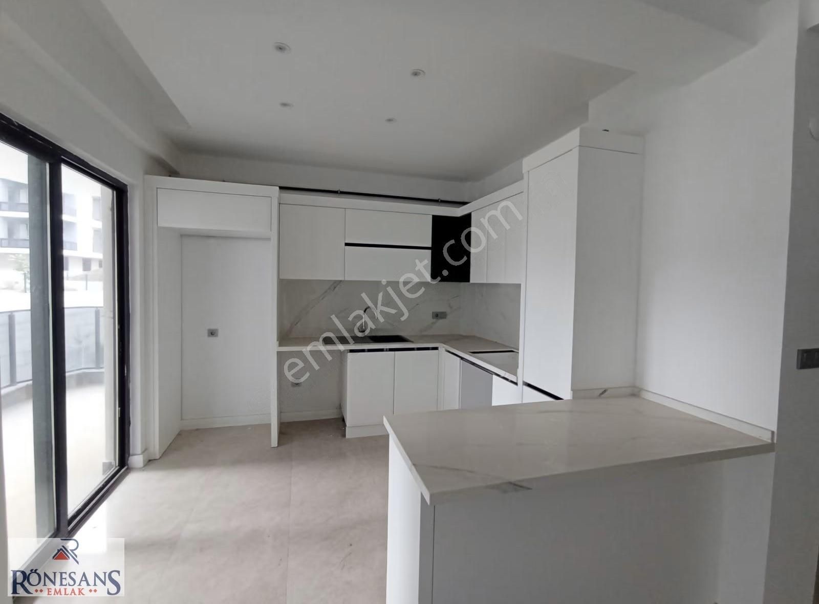 Rönesans Emlak'tan Ultra Lüks 2+1 - Görsel 4