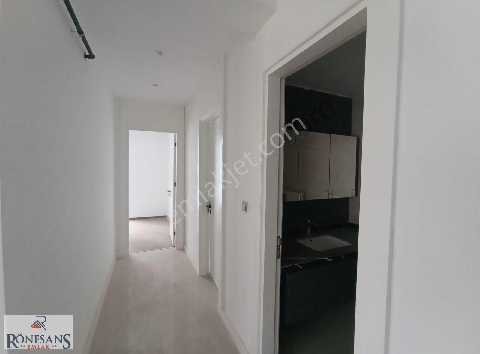 Rönesans Emlak'tan Ultra Lüks 2+1 - Görsel 17