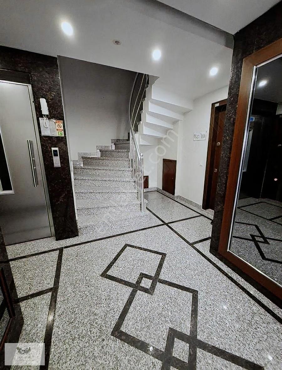 Basınsitesinde Haz Ömer Cami Yakını Yeni Binada Yüksek Giriş - Görsel 14