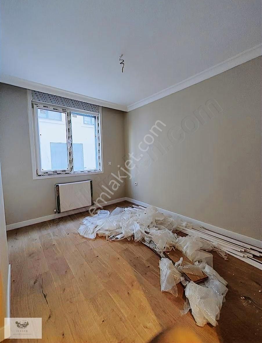 Bahçelievler Talatpaşa Cad. Üzeri 3+1 120m² Net - Görsel 3
