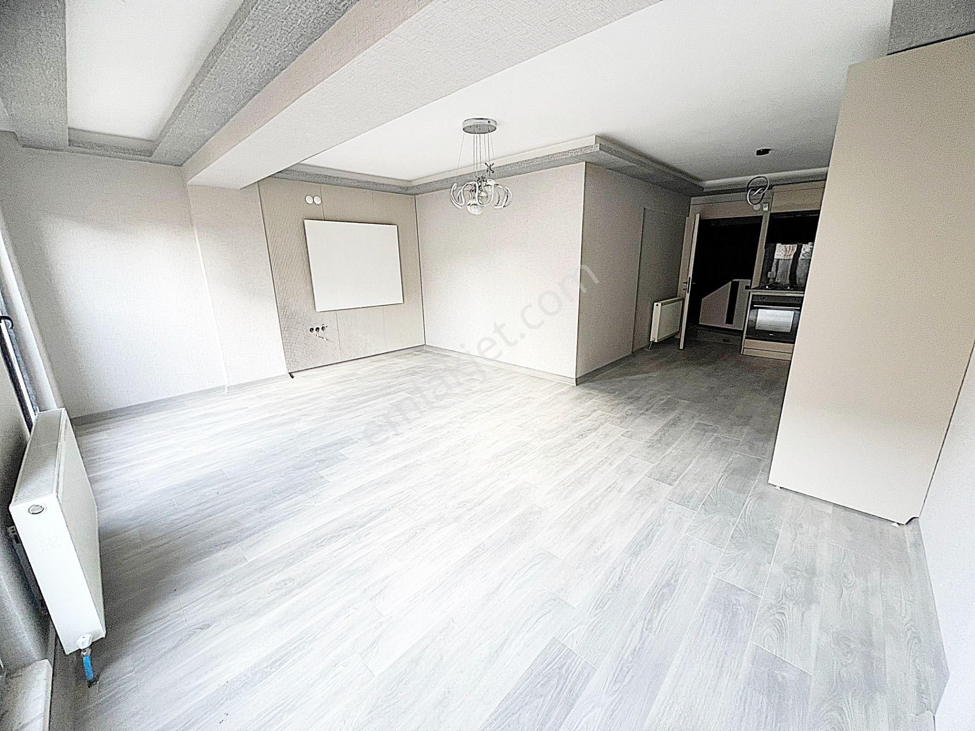 Yeniçağ Mah Ragıp Tüzün Yakını Sıfır Ara Kat Kapalı Garajlı 2+1 - Görsel 3