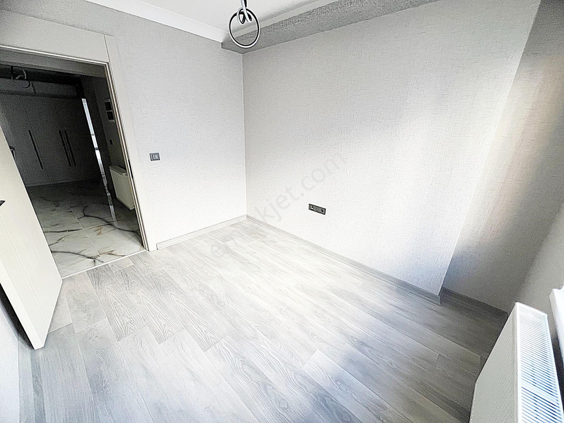 Yeniçağ Mah Ragıp Tüzün Yakını Sıfır Ara Kat Kapalı Garajlı 2+1 - Görsel 9