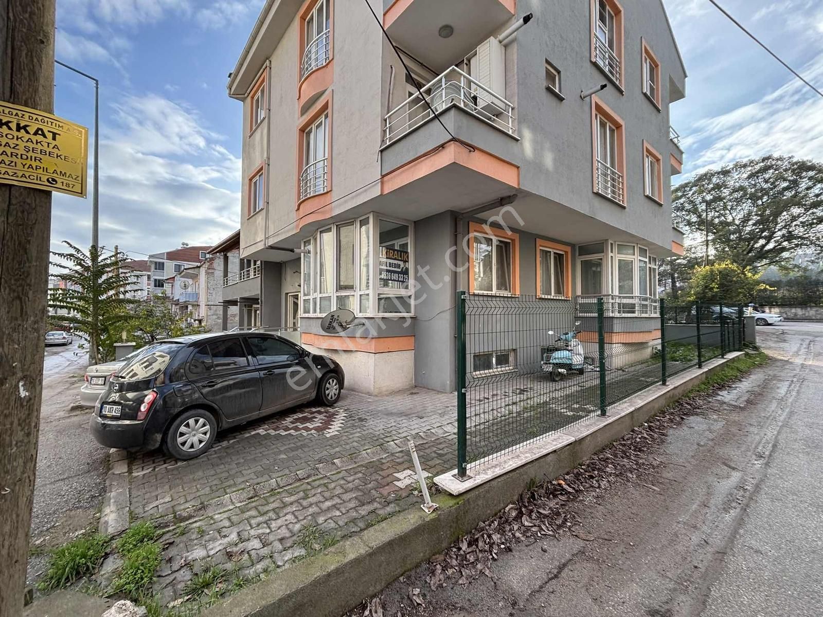 Nova Grup'tan İzmir Yoluna Bir Sokak Mesafede Eşyalı 1+1