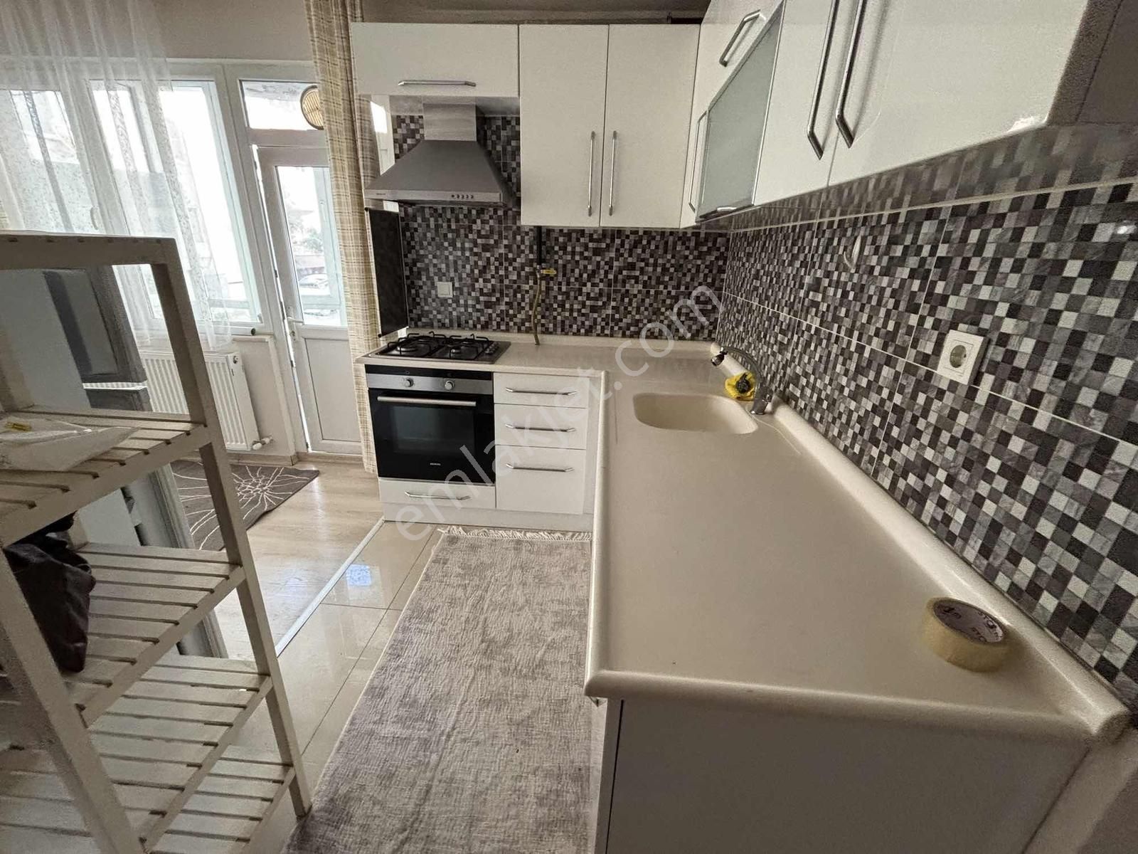 Nova Grup'tan İzmir Yoluna Bir Sokak Mesafede Eşyalı 1+1 - Görsel 25