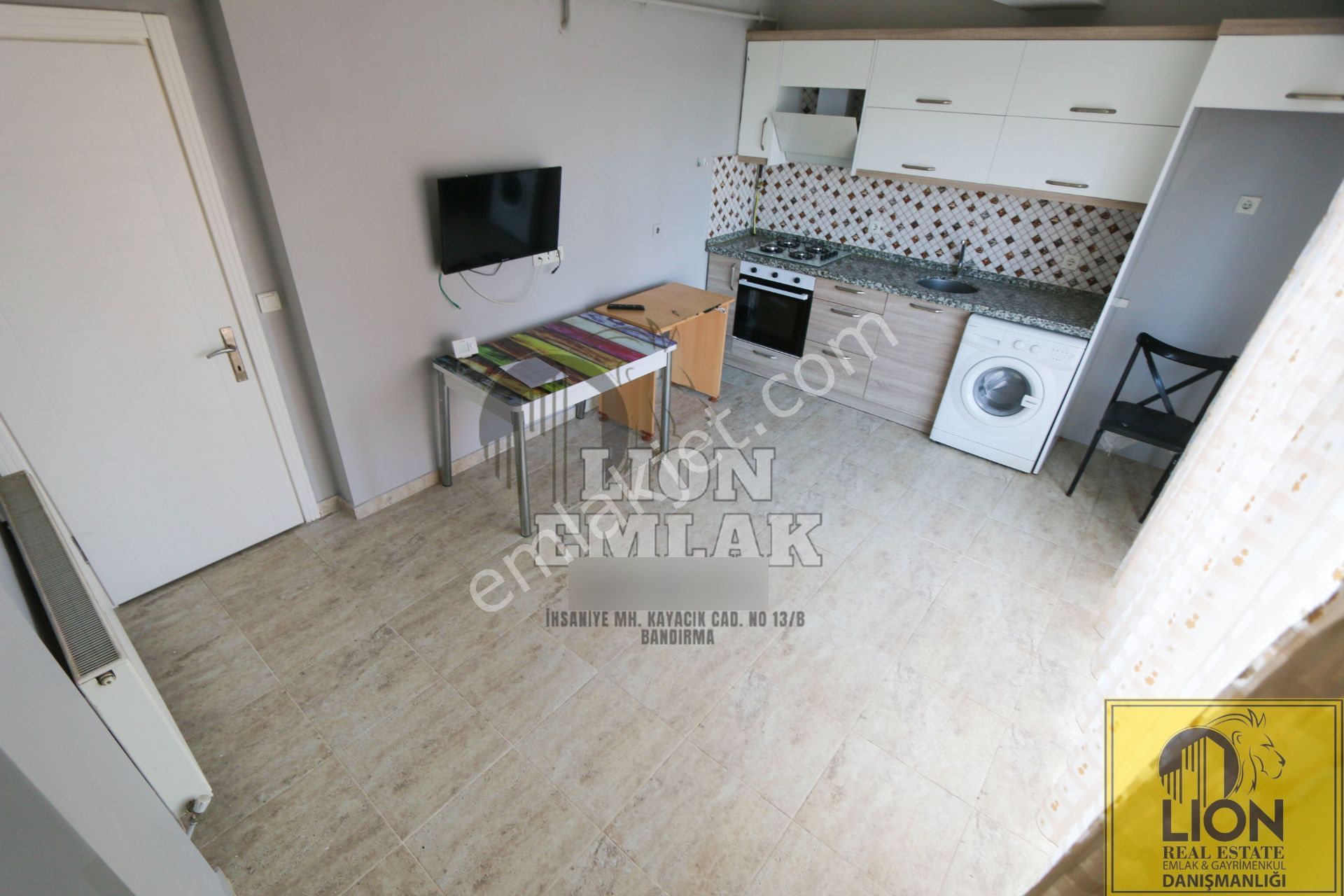 Lıon Emlak'tan 600 Evler'de Ana Yol Üzeri,arakat Eşyalı Kiralık 2+1 Daire - Görsel 2