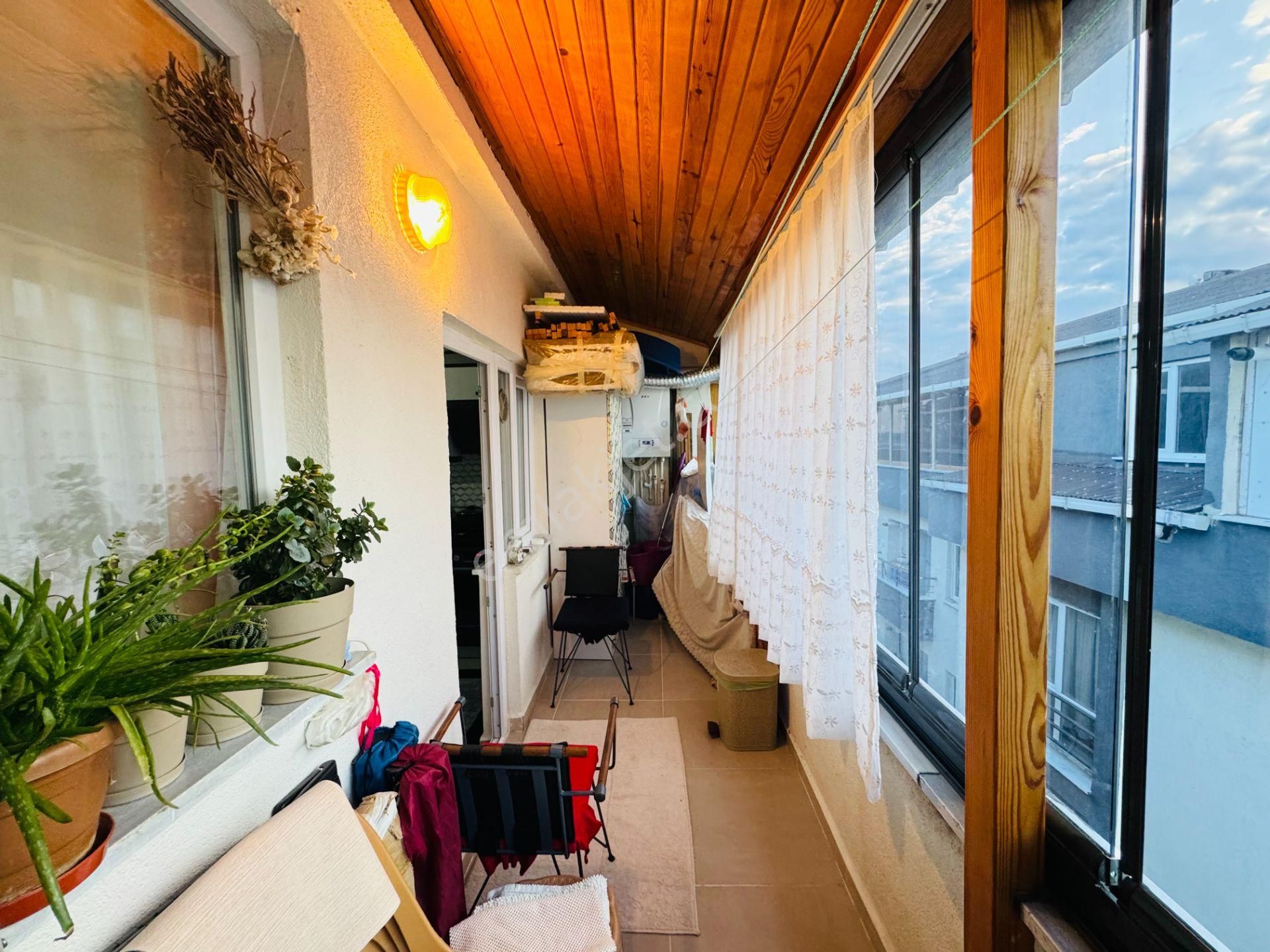 Güven'den Kapaklıda Muhteşem Manzaralı,iskanlı Kombili 2+1 Daire - Görsel 14