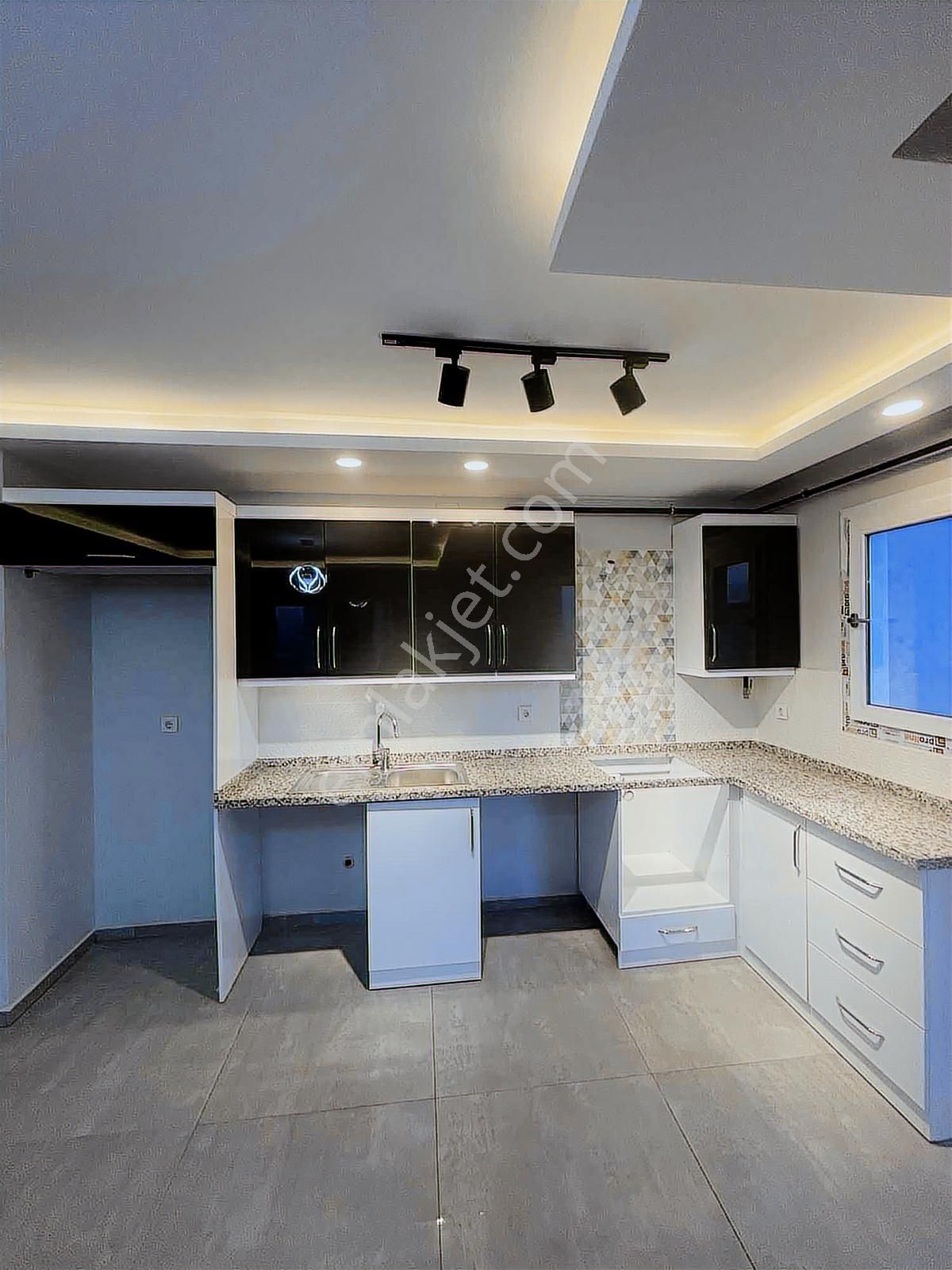 Stadyum Bulvarı Uzerı Lüx Sitede Lüx İşcilikli Geniş 2+1 - Görsel 22