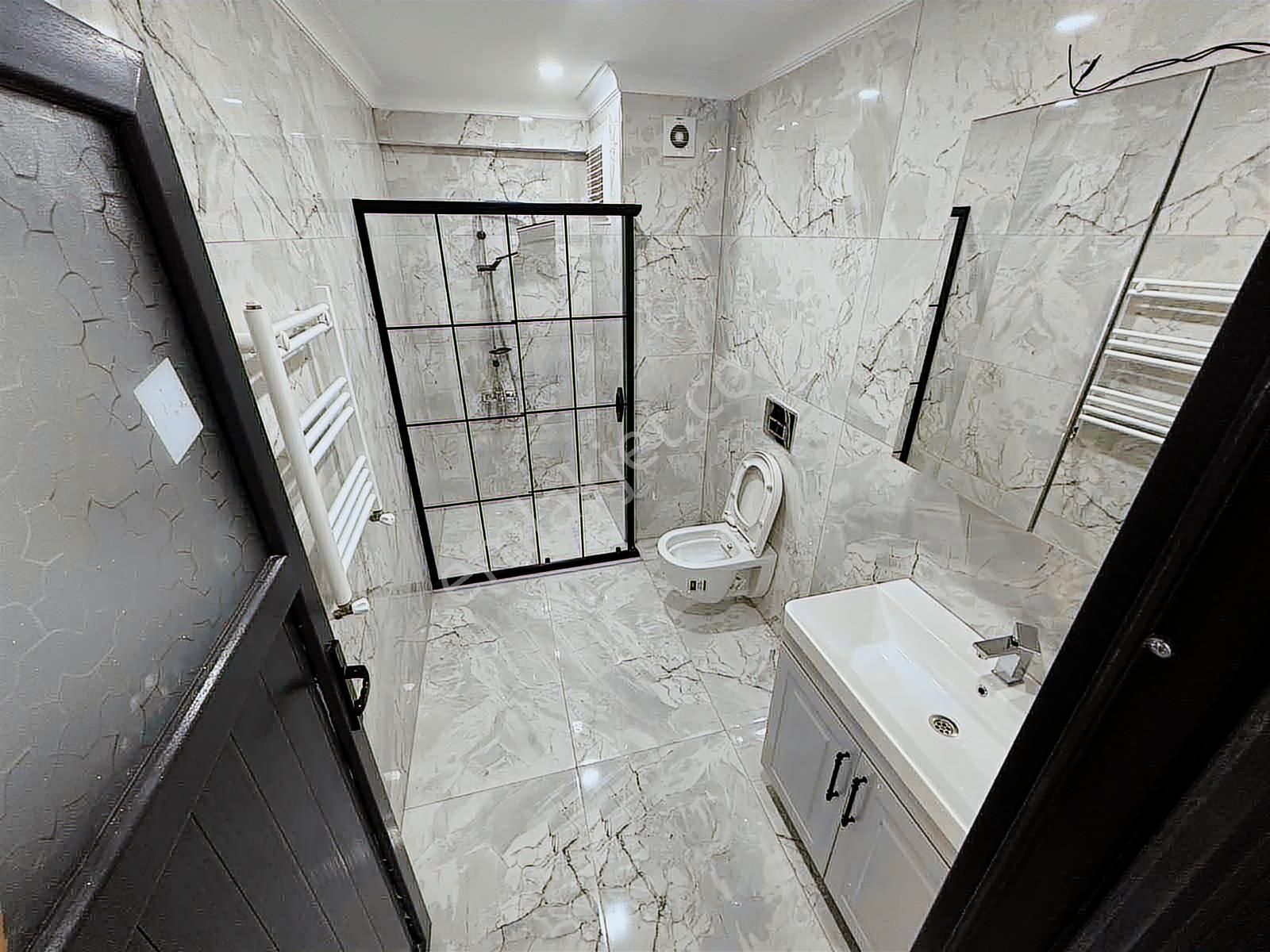 Yılmaz Emlak'tan Halkalı Merkez'de Satılık 2+1 Yeni Bina Giriş - Görsel 27