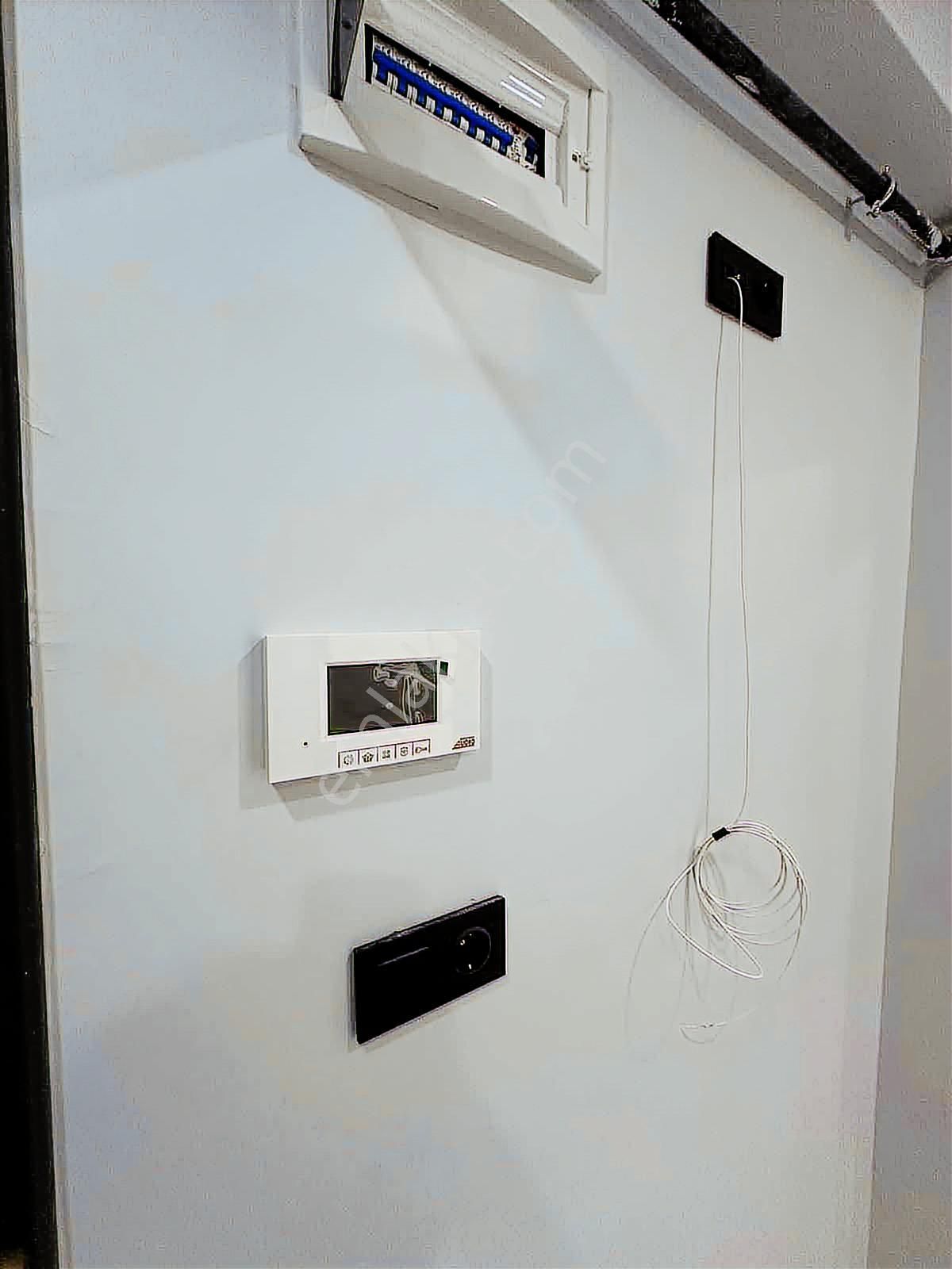 Yılmaz Emlak'tan Halkalı Merkez'de Satılık 2+1 Yeni Bina Giriş - Görsel 15