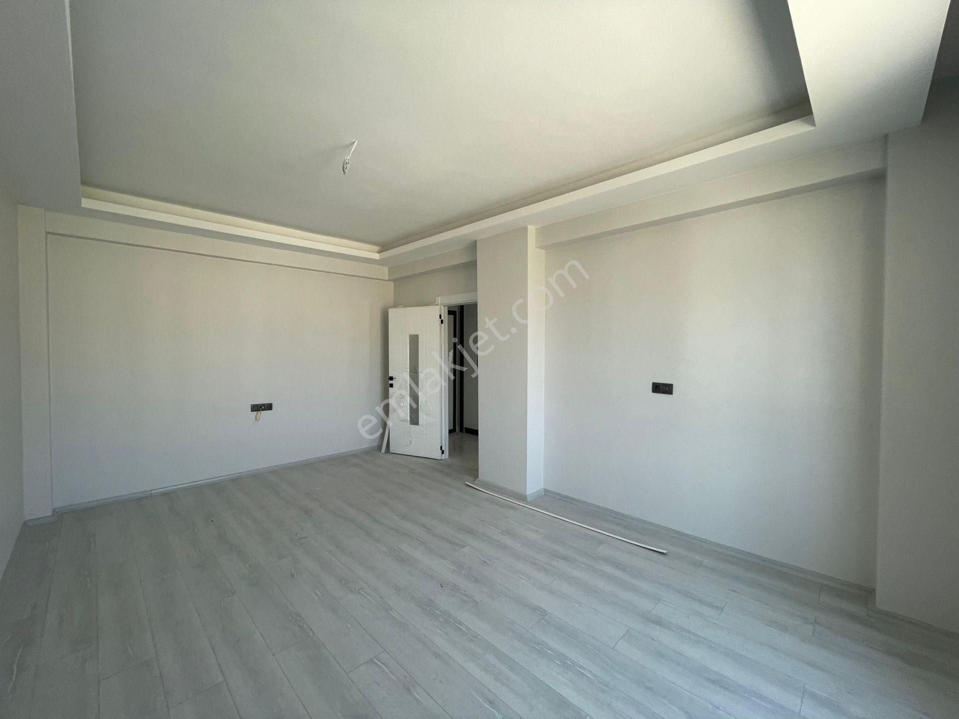 Afyon Üçok Emlaktan Mareşal F Çakmak Mah Satılık 3+1 1 Yaş Sıfır Arakat Daire - Görsel 15