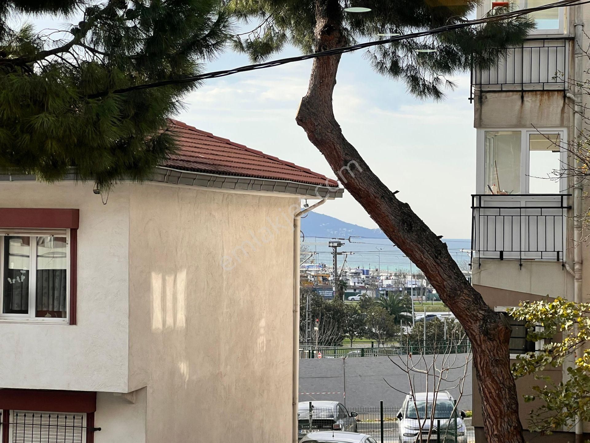 Kaçmaz'dan Küçükyalı Sahilde Mükemmel Konum Ön Cephe 2+1 - Görsel 16