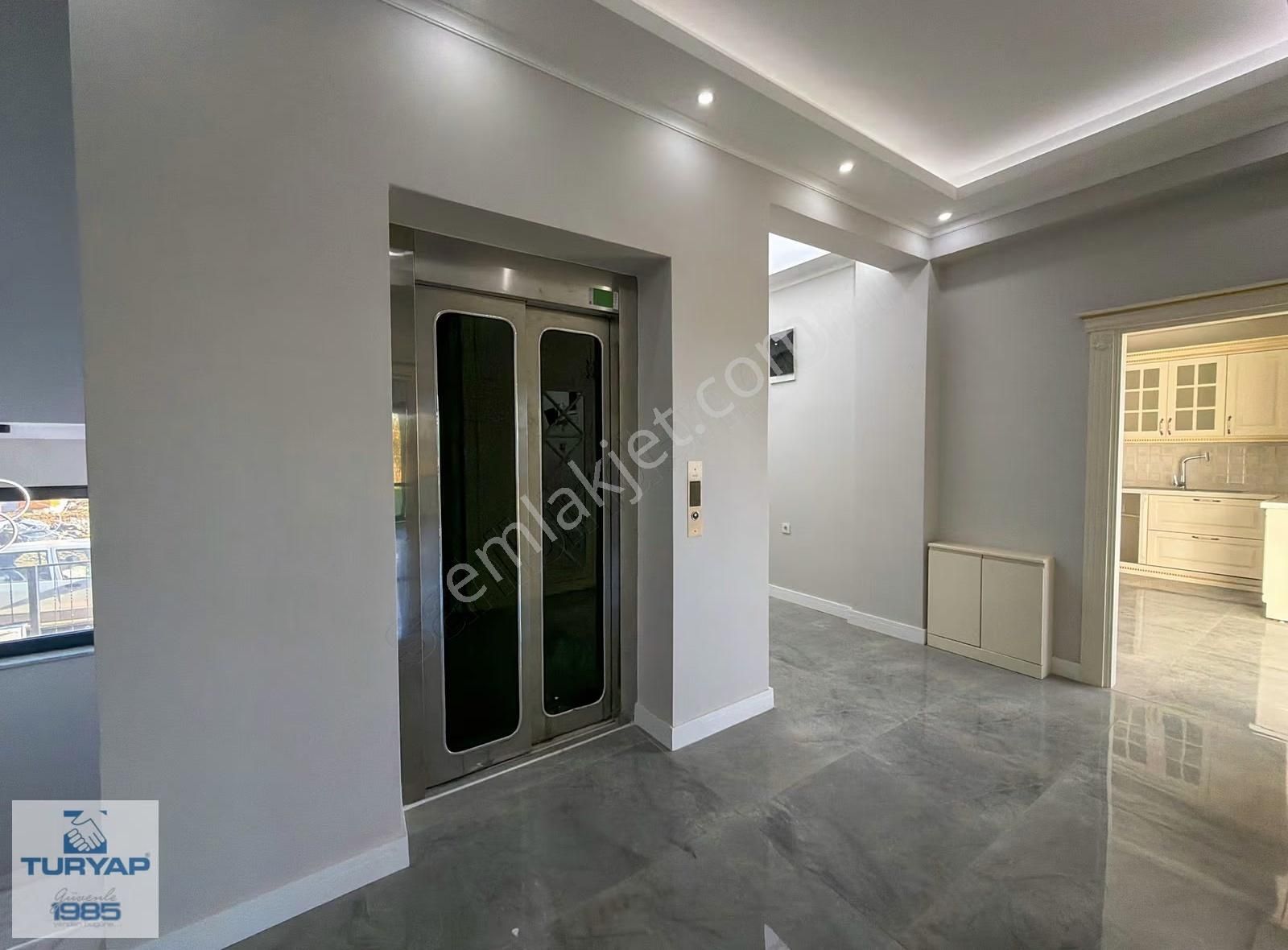 Yalova Kadıköy'de Deniz Manzaralı Satılık Müstakil Villa - Görsel 35