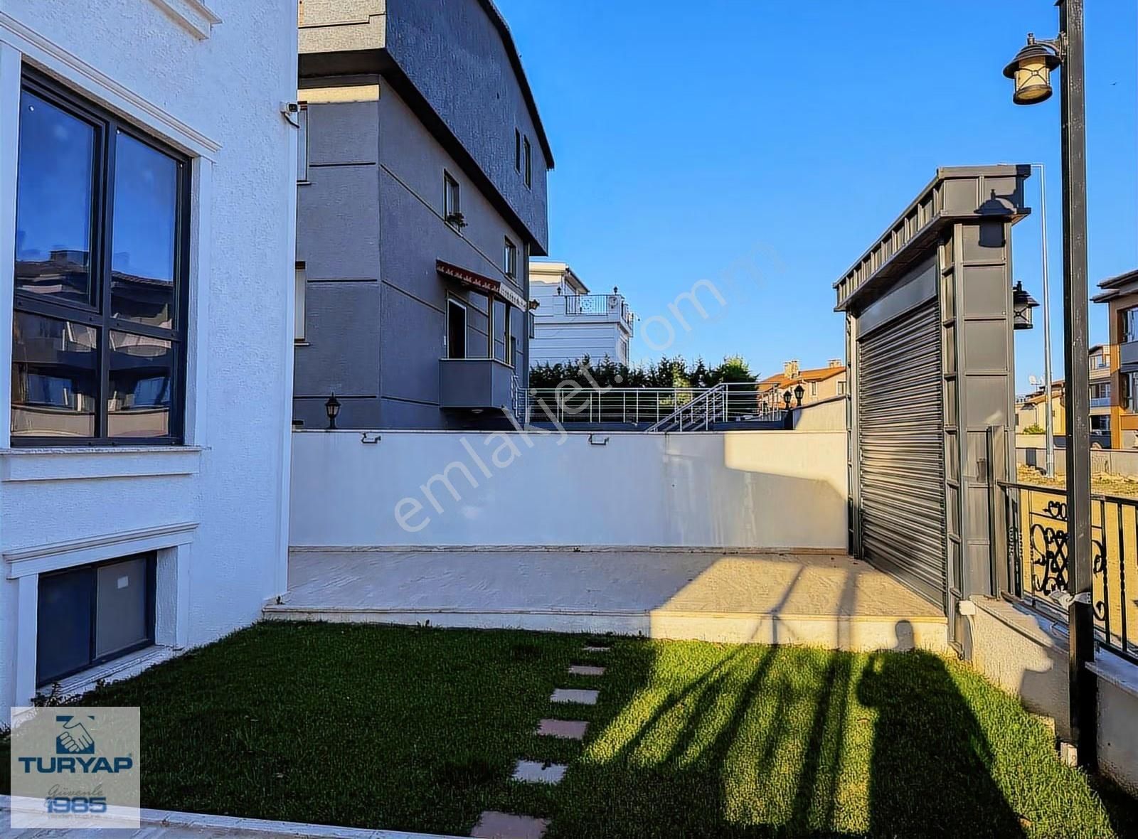 Yalova Kadıköy'de Deniz Manzaralı Satılık Müstakil Villa - Görsel 16