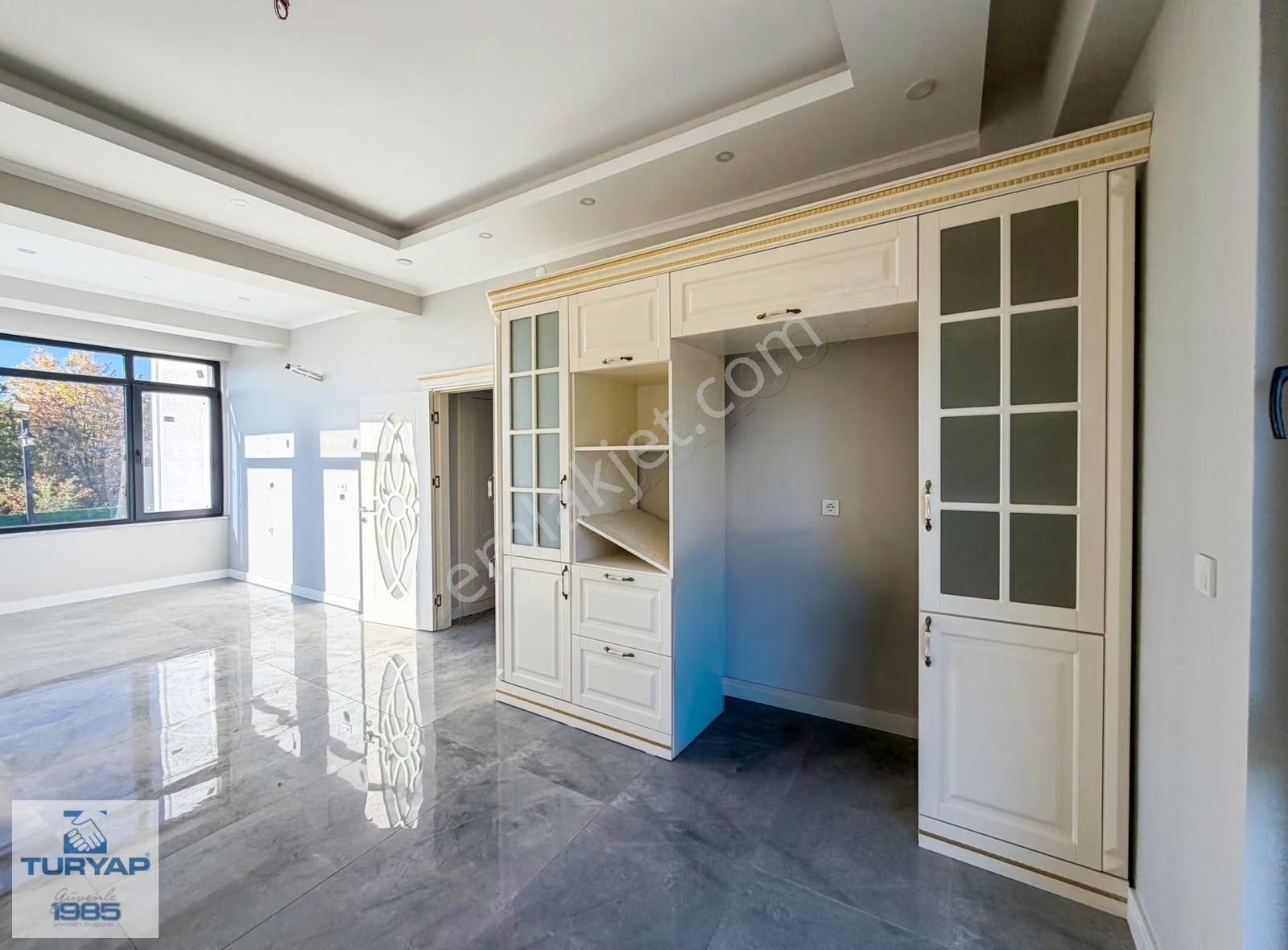 Yalova Kadıköy'de Deniz Manzaralı Satılık Müstakil Villa - Görsel 18