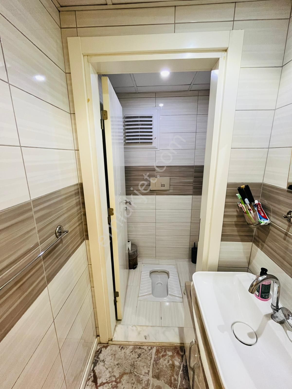 Denizli Muratdede Mahallesinde 3+1 Önü Açık Acil Satılık Arakat Daire - Görsel 35