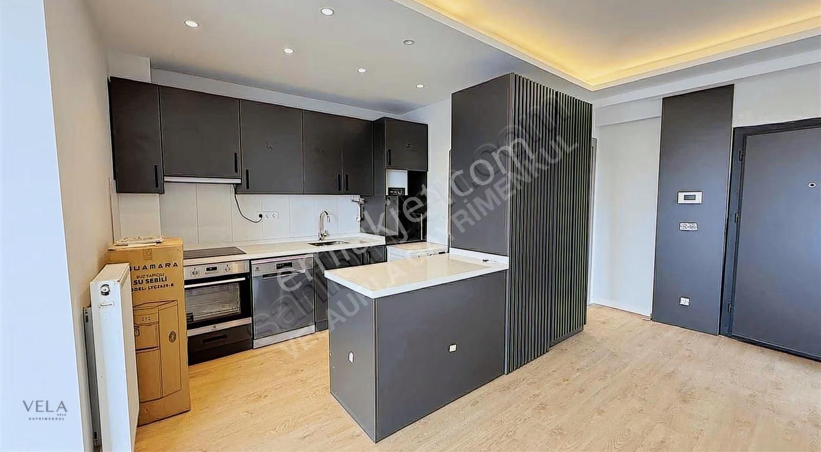 Güzelbahçe Yalı Mahallesi 1+1 Kiralık Ofis