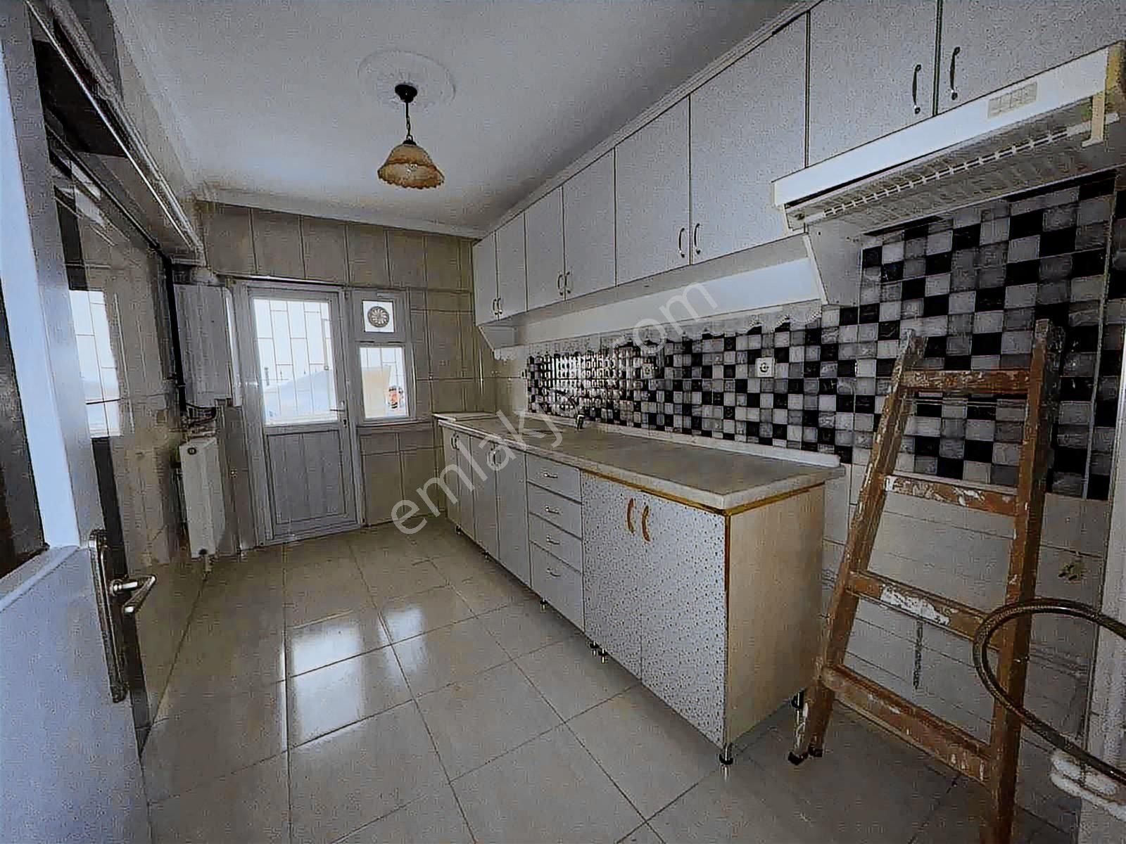 Yeni Çınardan Masrafsız Cadde Üzeri 3+1 Daire...!!! - Görsel 17