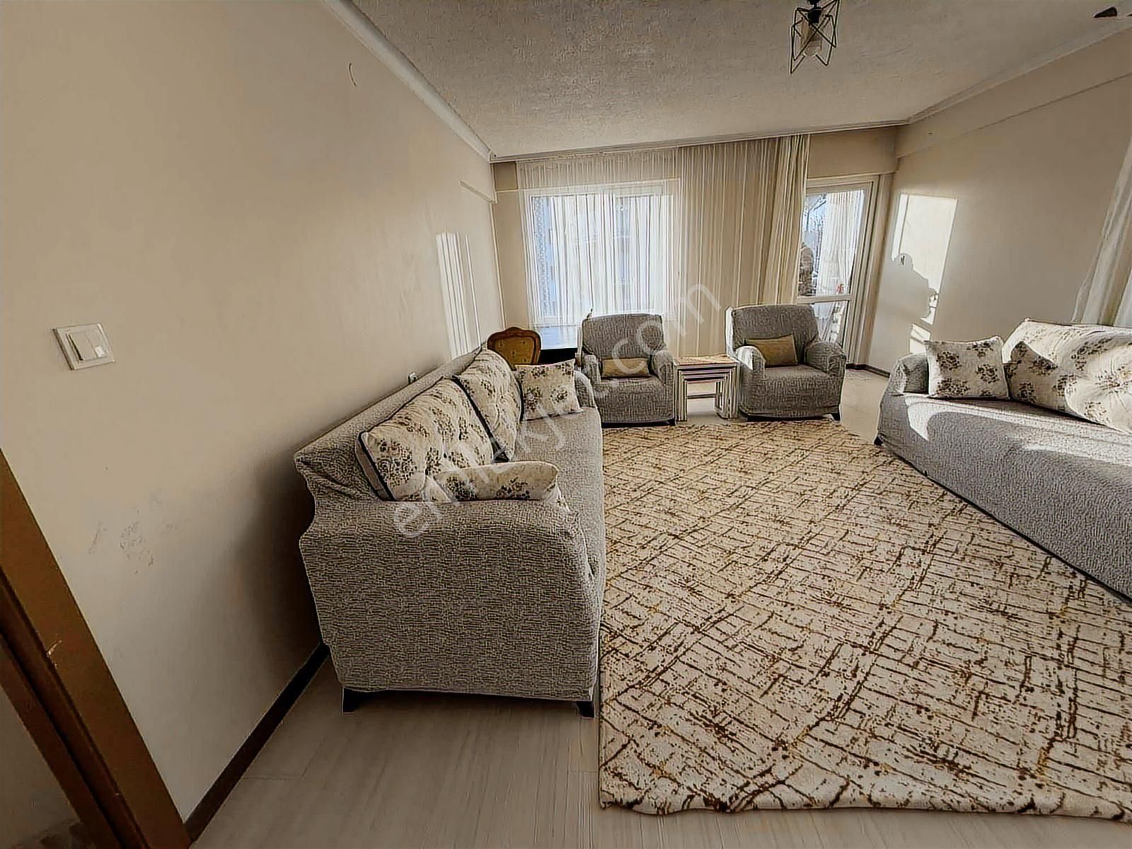 Şahapgürlerde Güneşe Komşu Ara Kat Asansörlü Manzaralı 3+1 Daire - Görsel 18