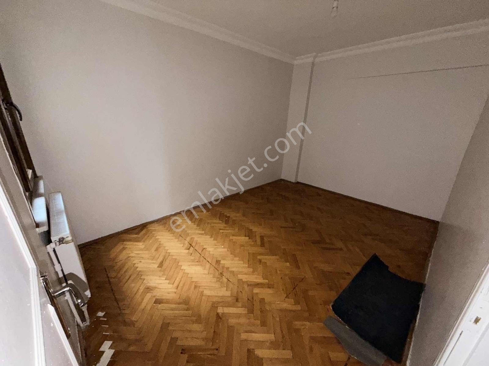 Öziş Sitesinde Asansörlü Balkonlu Kombili 3+1 - Görsel 12