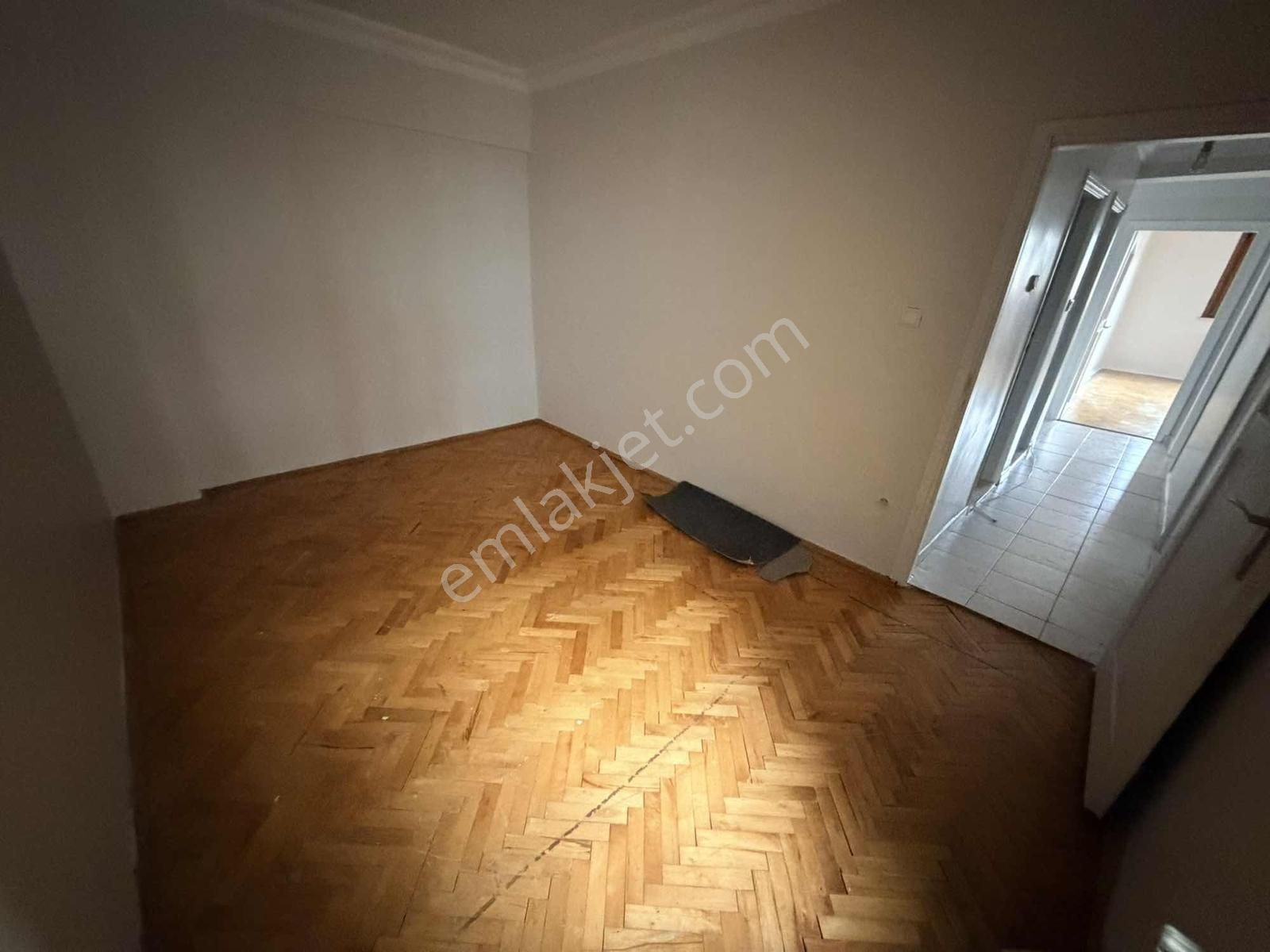 Öziş Sitesinde Asansörlü Balkonlu Kombili 3+1 - Görsel 9