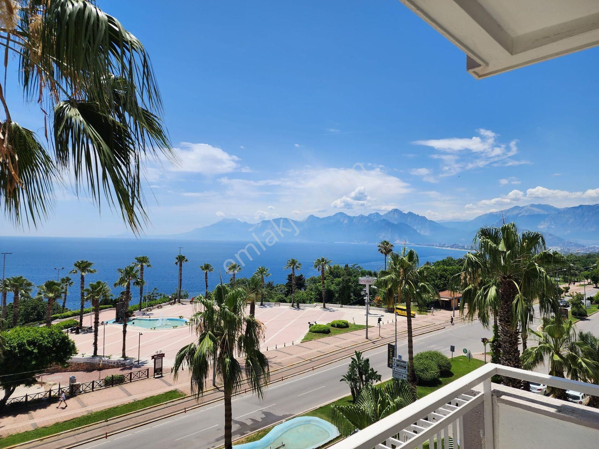 4+1 Deniz Manzaralı ,ara Katta Satılık 220 M2 Köşe Daire - Görsel 2