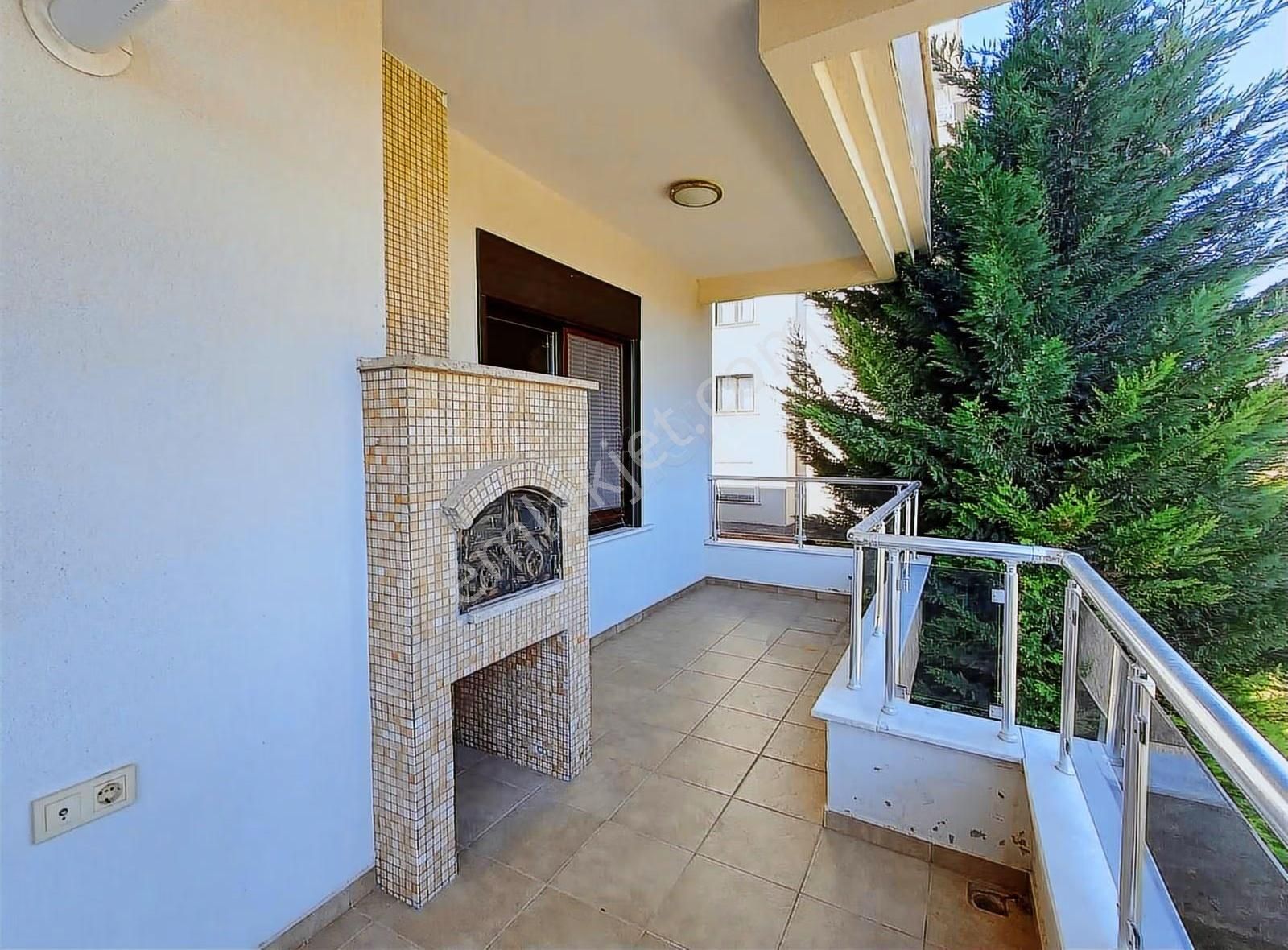 Özlem Yardımcı'dan Yeşil Site Konakları'nda Kiralık 4+1 Daire - Görsel 24