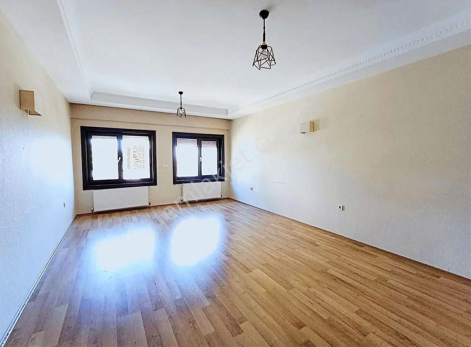 Özlem Yardımcı'dan Yeşil Site Konakları'nda Kiralık 4+1 Daire - Görsel 22