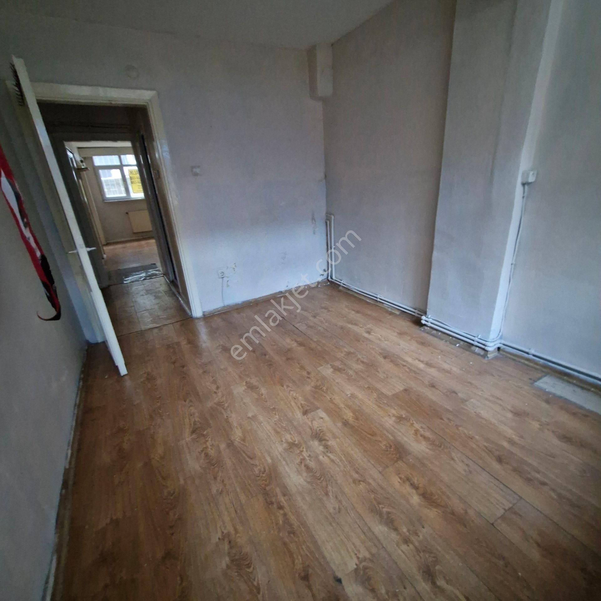 Akşenden Fatih Kocamustafapaşada 2+1 85m² Kiralık Bahçe Katı - Görsel 21