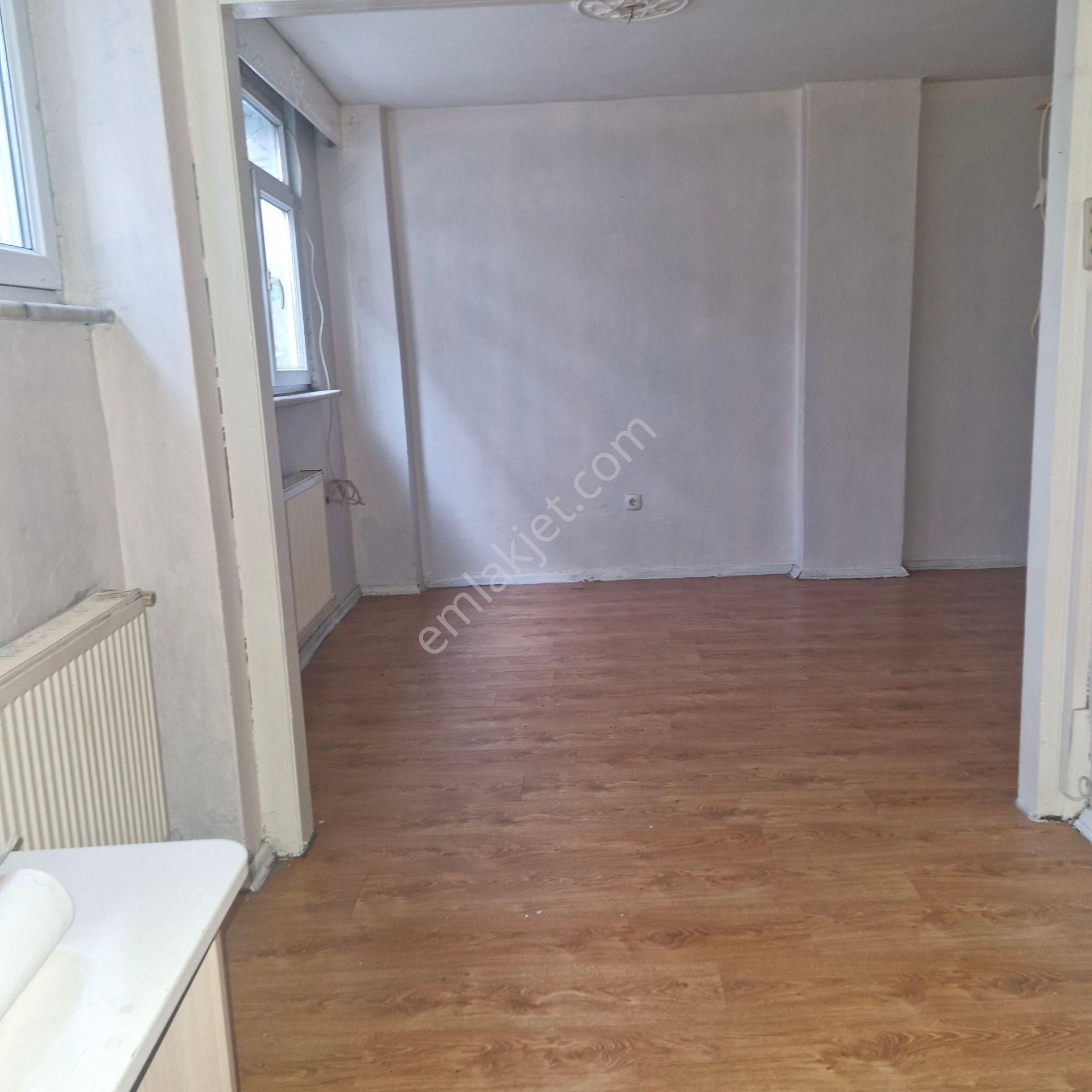 Akşenden Fatih Kocamustafapaşada 2+1 85m² Kiralık Bahçe Katı - Görsel 5