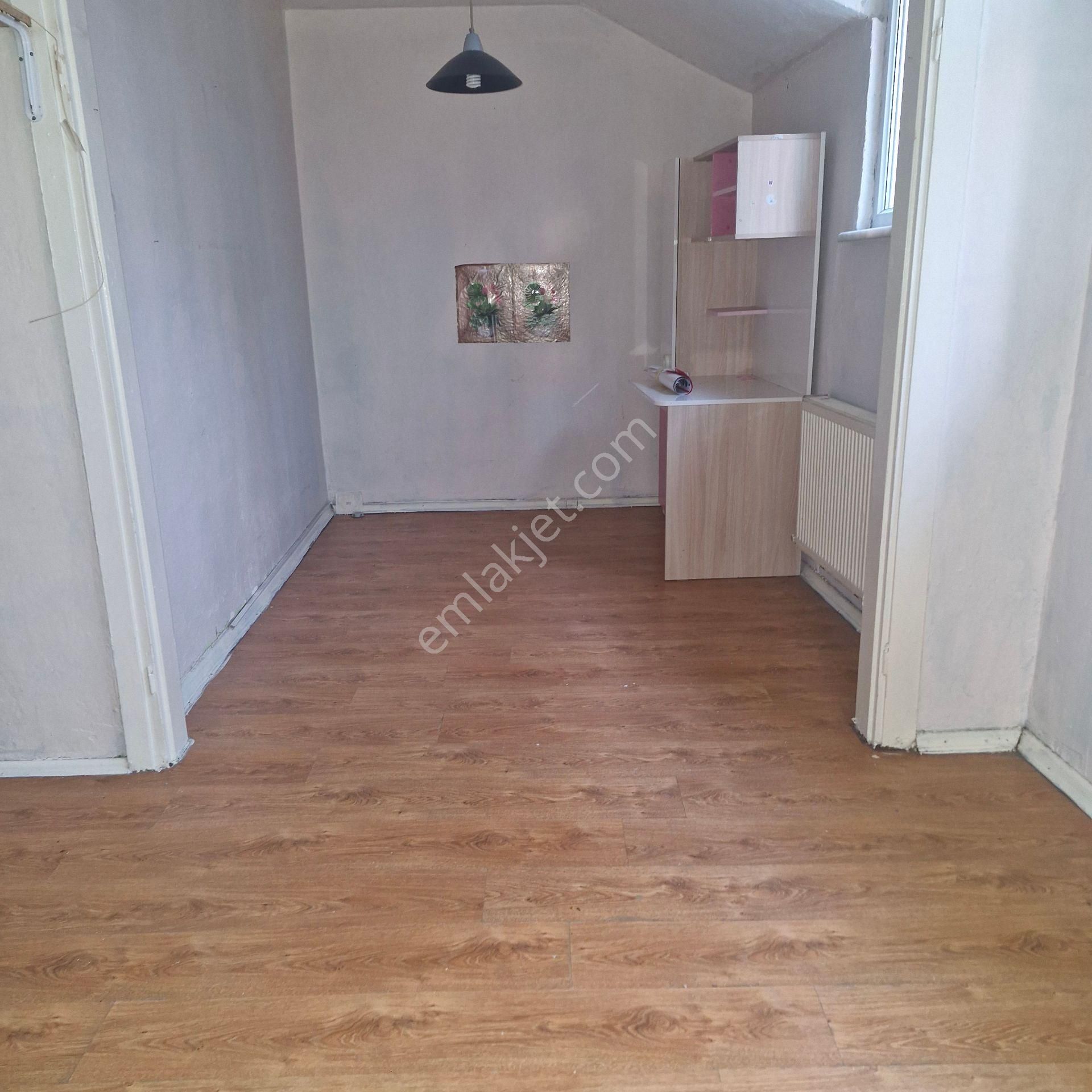 Akşenden Fatih Kocamustafapaşada 2+1 85m² Kiralık Bahçe Katı - Görsel 3