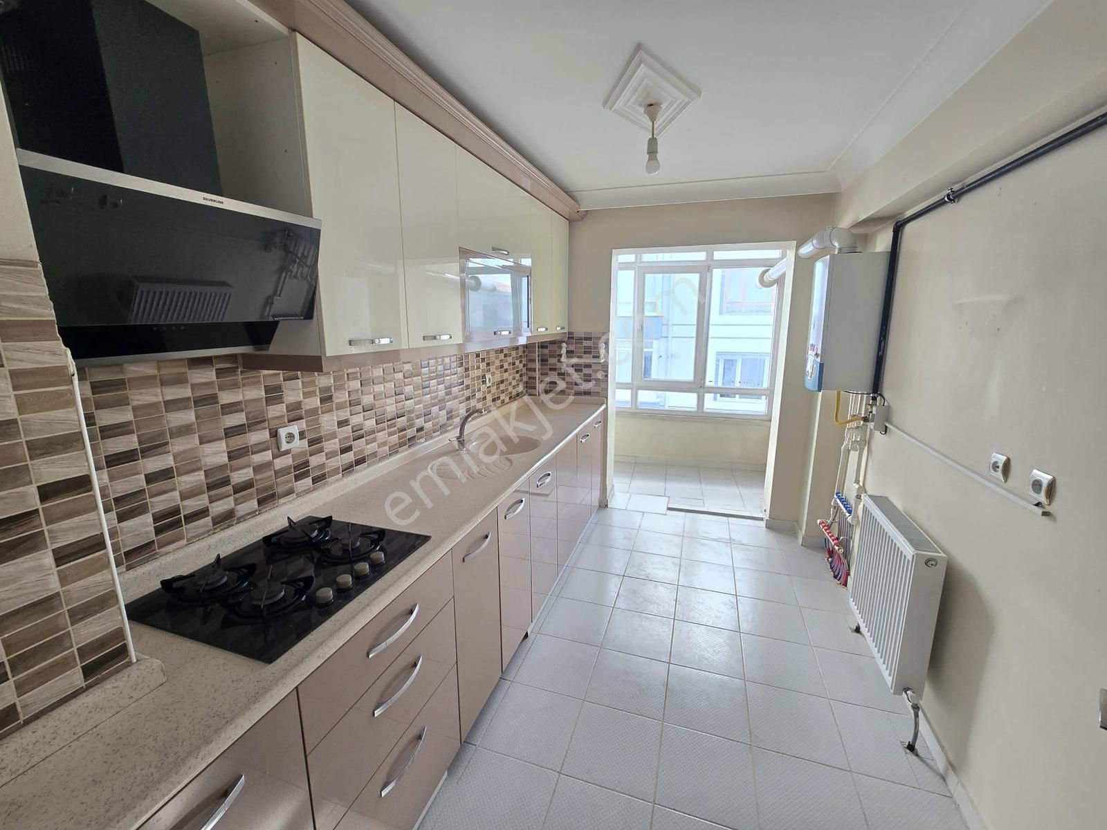 Acil_piyade Mah'de_yapılı_boş_ara Kat _geniş Satılık 3+1 Daire - Görsel 4