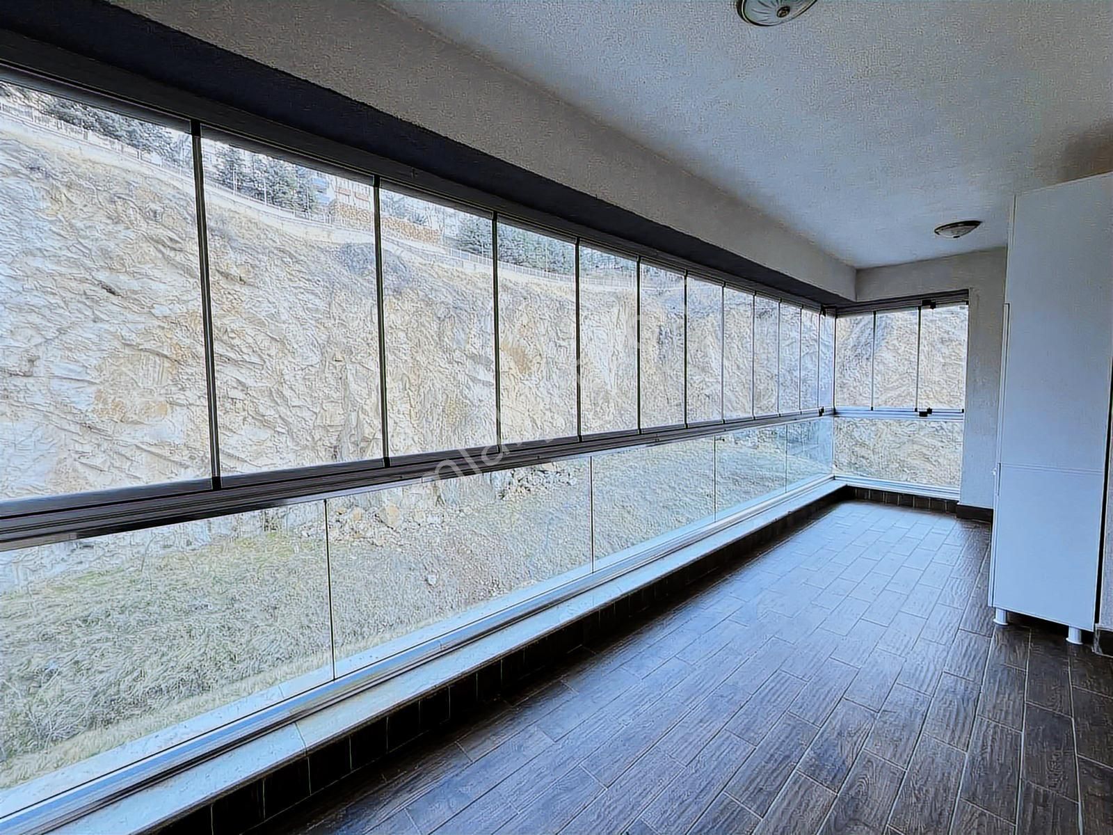 Selçuklu Sitesi 3+1 Kiralık - Görsel 7