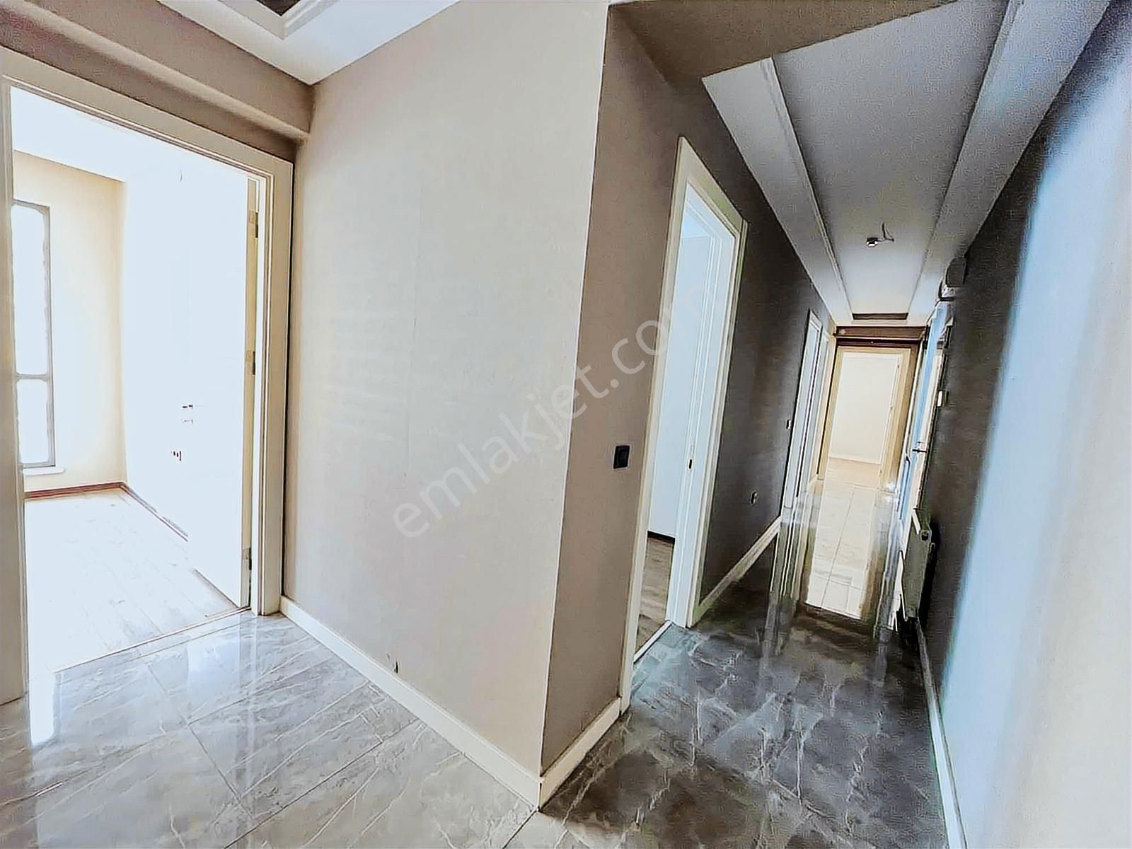 Selçuklu Sitesi 3+1 Kiralık - Görsel 22