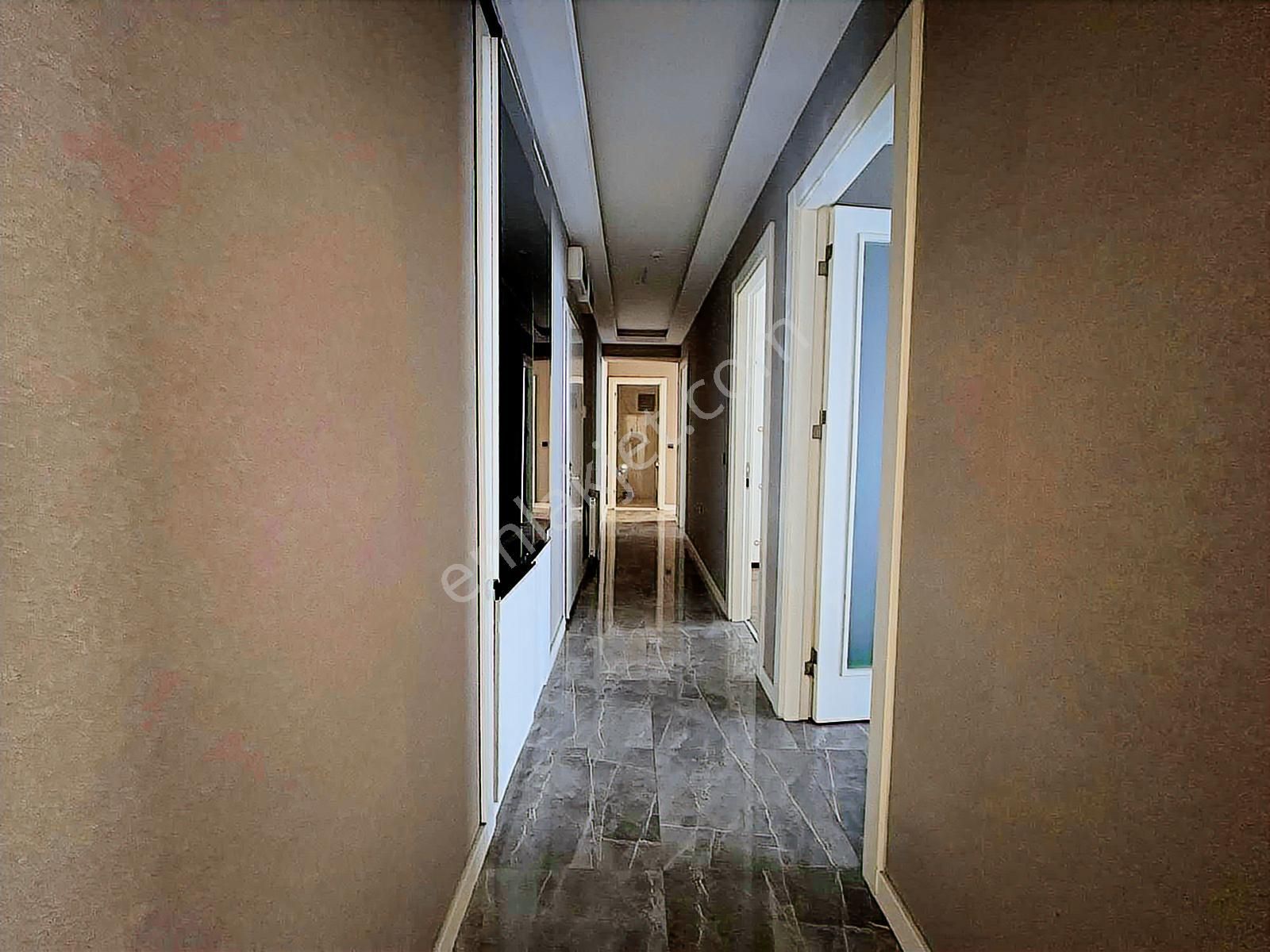 Selçuklu Sitesi 3+1 Kiralık - Görsel 28