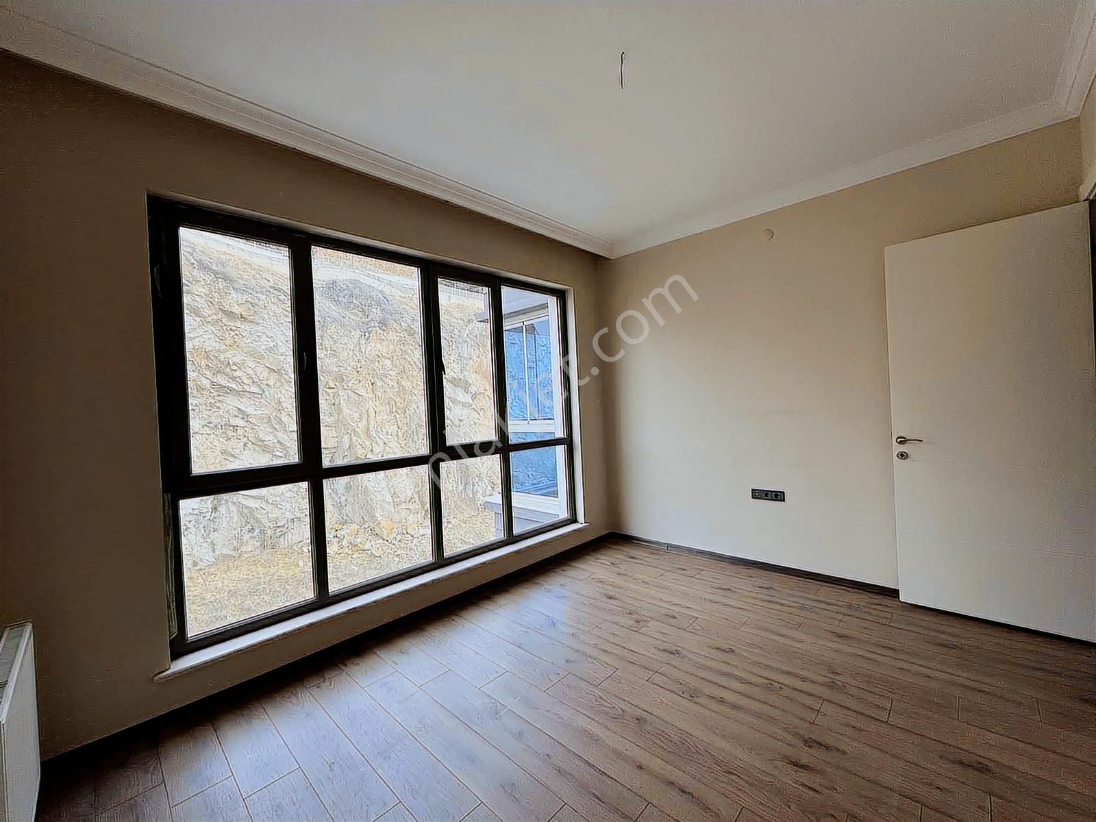 Selçuklu Sitesi 3+1 Kiralık - Görsel 8