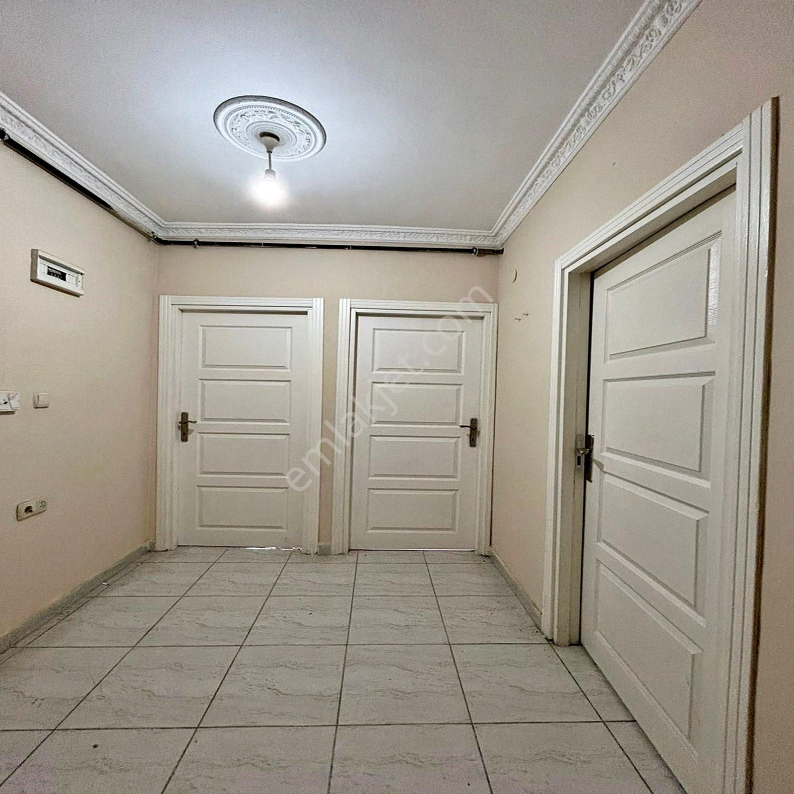 Esenyurt Meydana Yakın Konumda 2+1 Satılık Balkonlu Arakat Daire - Görsel 8