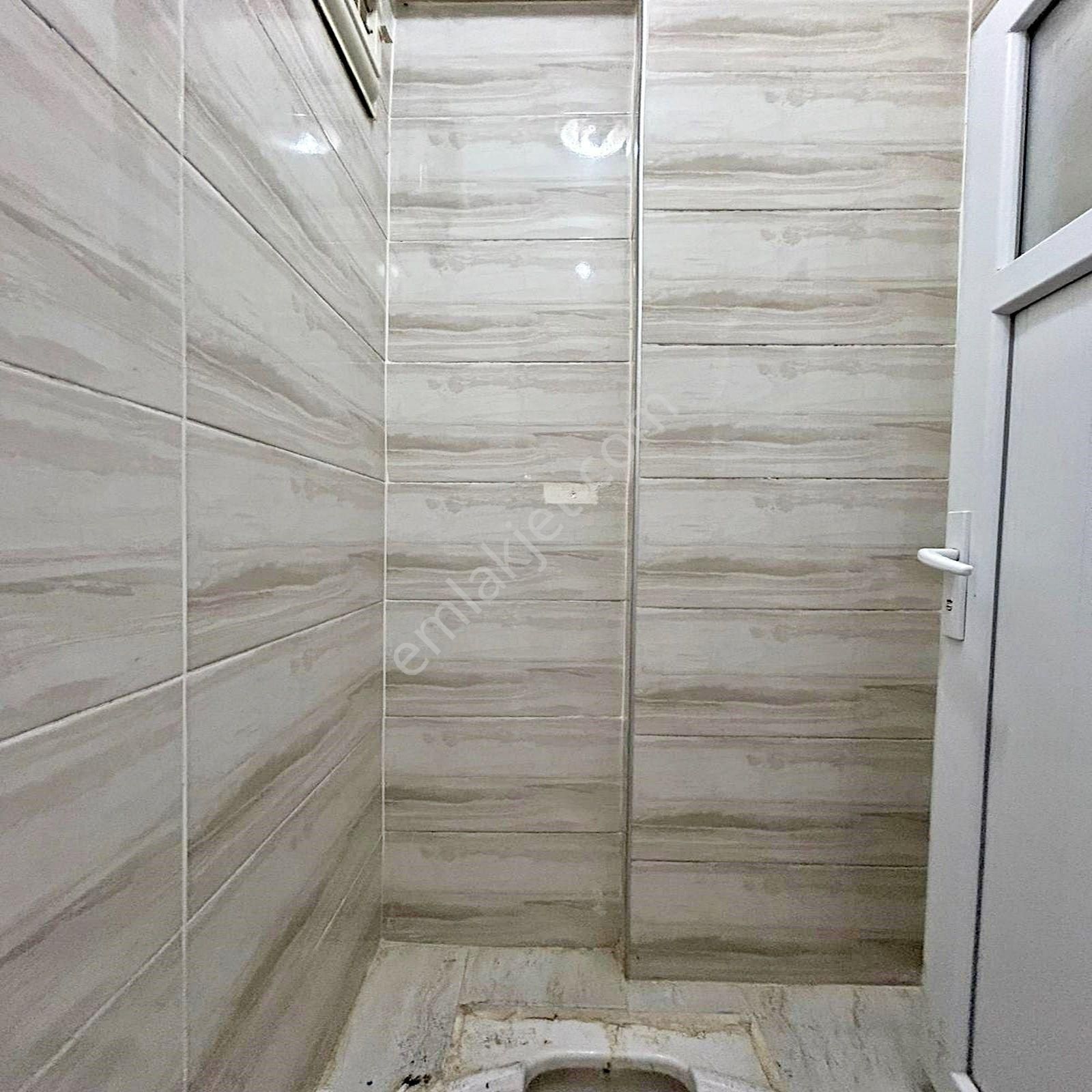 Esenyurt Meydana Yakın Konumda 2+1 Satılık Balkonlu Arakat Daire - Görsel 19