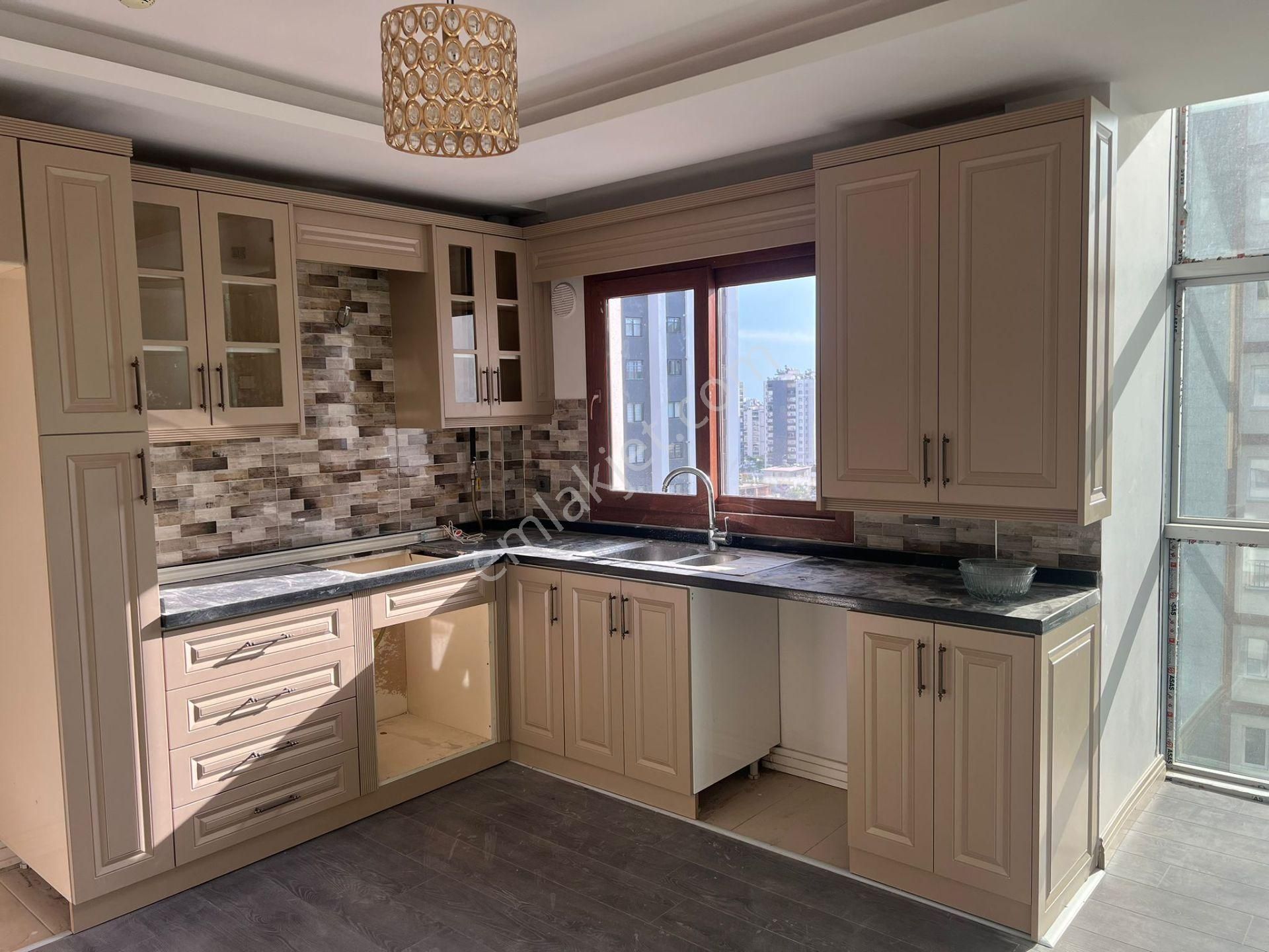 Üstünkent'ten Akdeniz Mahallesi'nde Emsalsiz Genişlikte, Masrafsız 4+1 - Görsel 10