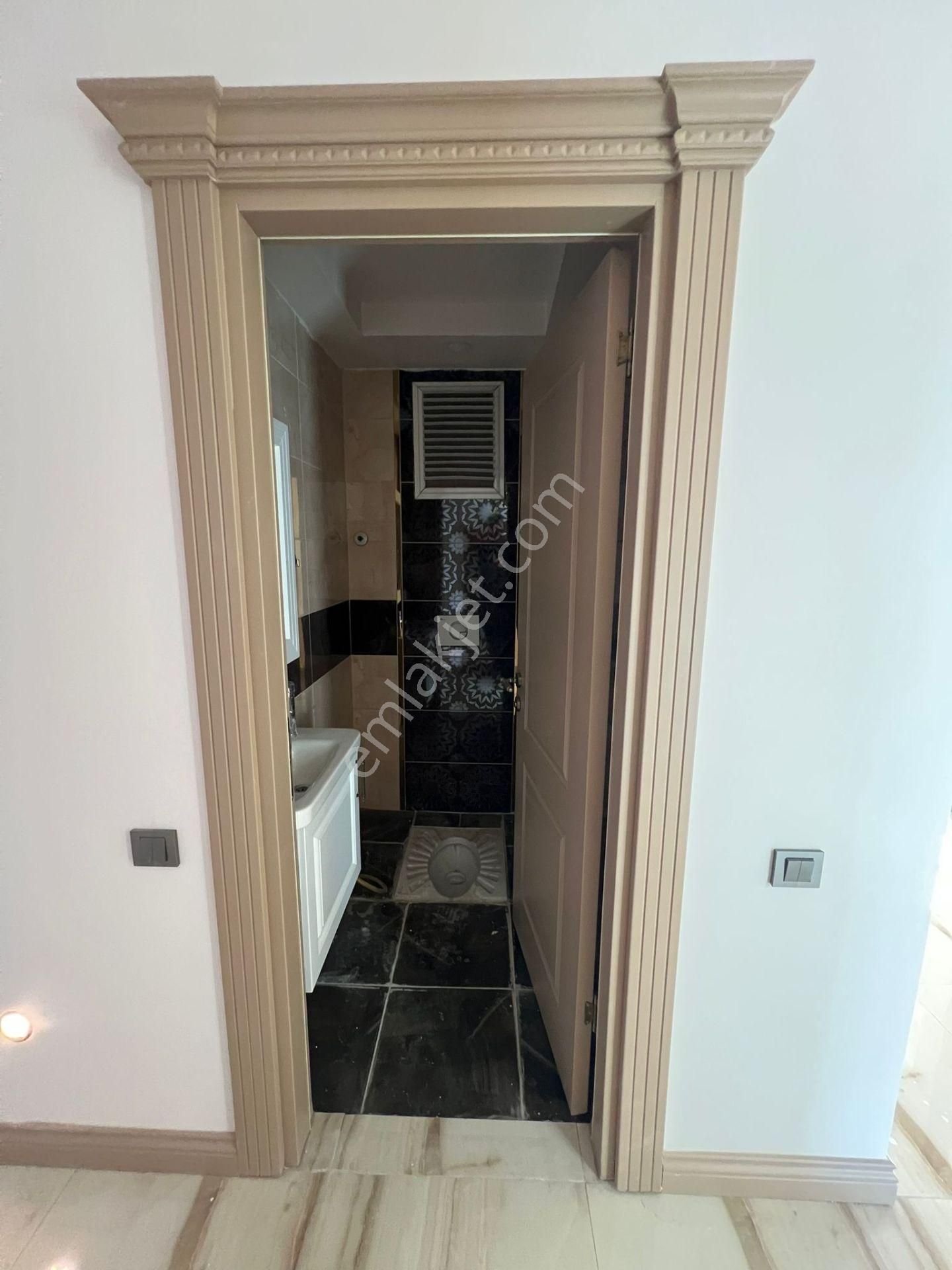 Üstünkent'ten Akdeniz Mahallesi'nde Emsalsiz Genişlikte, Masrafsız 4+1 - Görsel 13