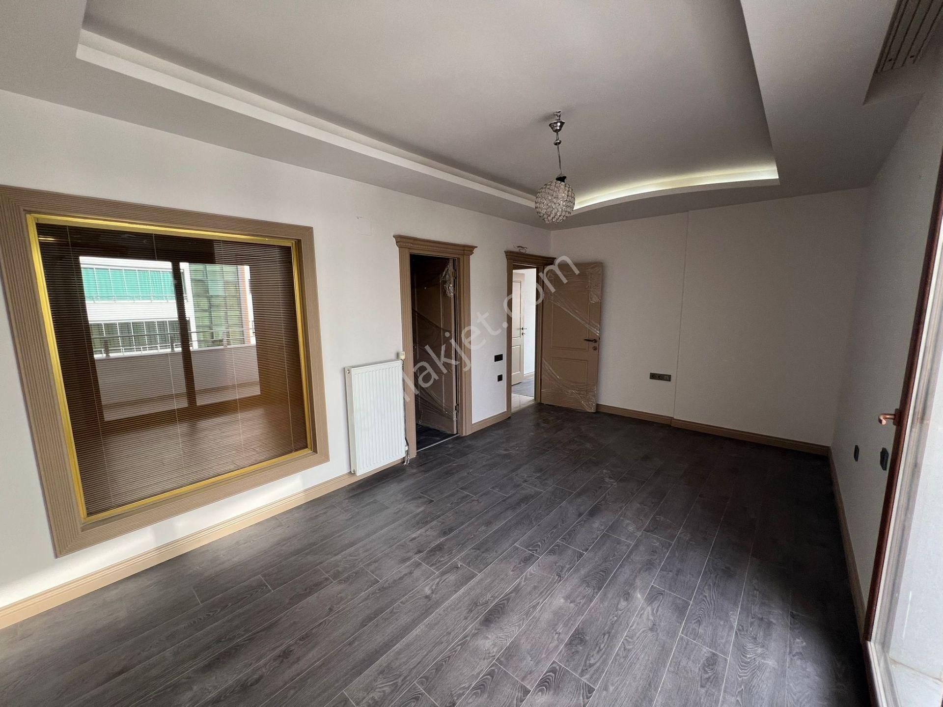 Üstünkent'ten Akdeniz Mahallesi'nde Emsalsiz Genişlikte, Masrafsız 4+1 - Görsel 3