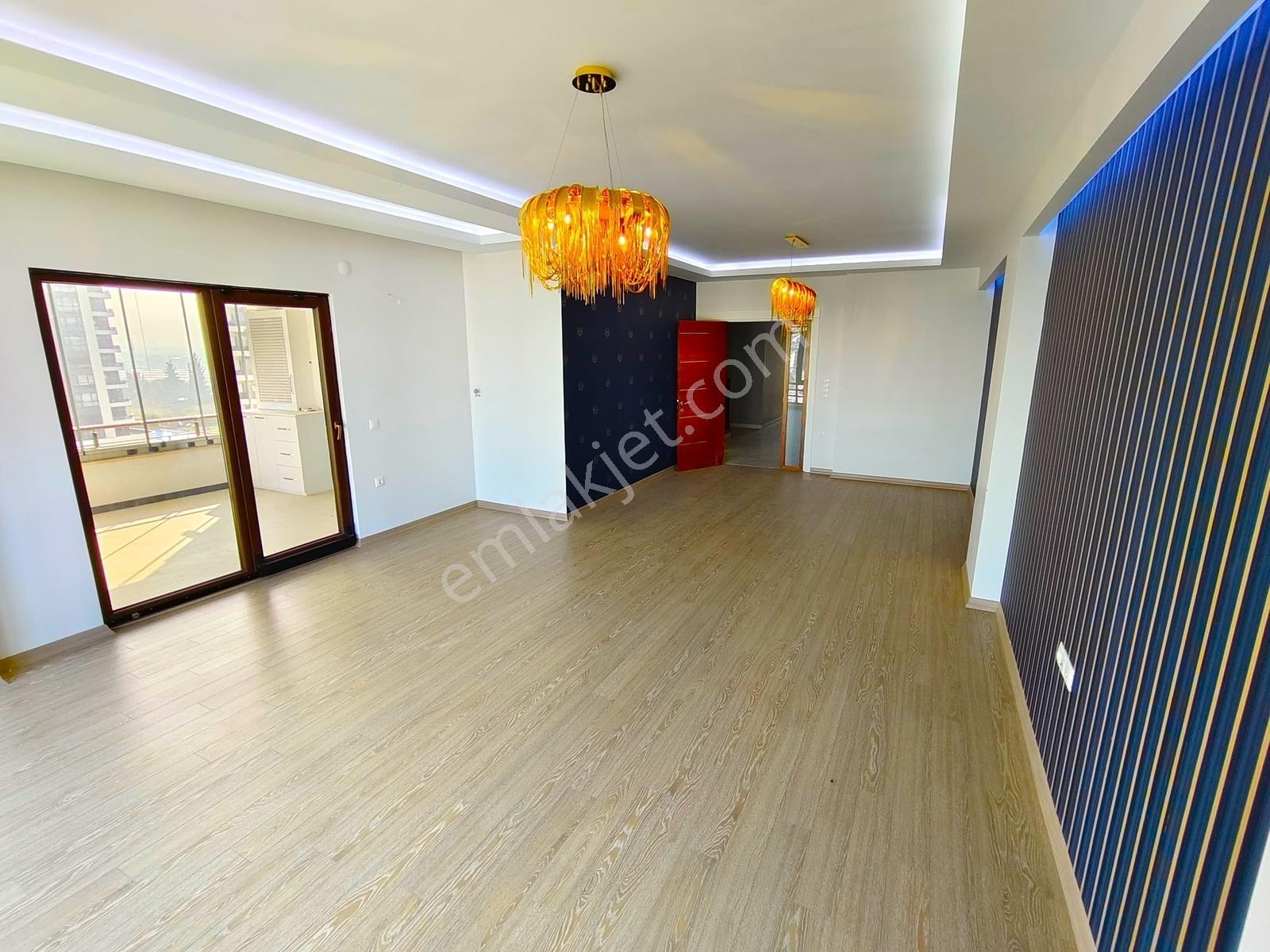 Nilüfer 23 Nisanda Satılık 5+2 Havuzlu Yeni Dublex Daire - Görsel 23