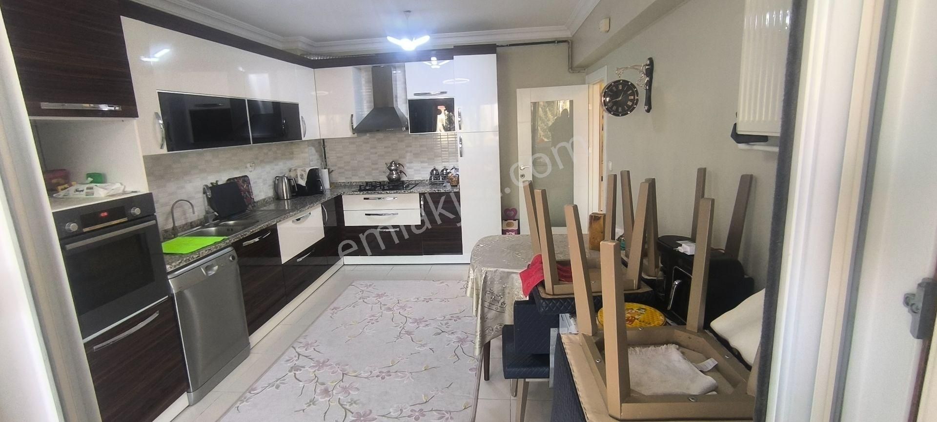 Devlet Mahallesi Devrimciler Caddesi Acil Satılık 4+1- 207 M² Daire - Görsel 23