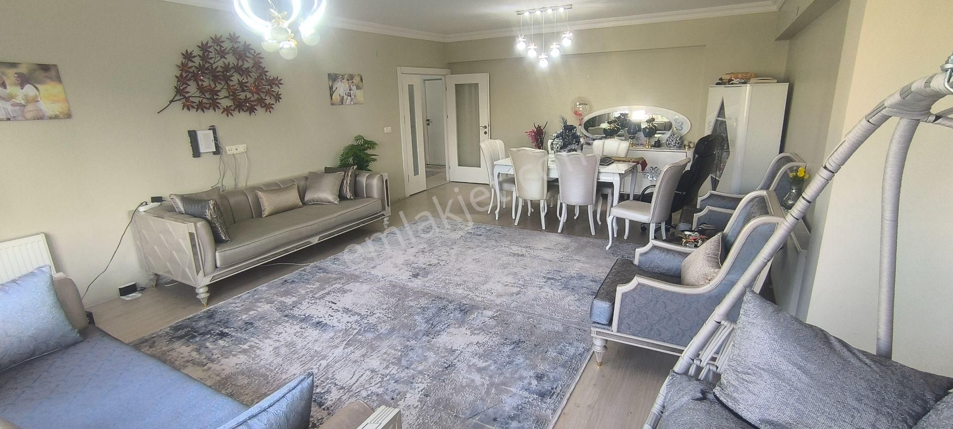 Devlet Mahallesi Devrimciler Caddesi Acil Satılık 4+1- 207 M² Daire - Görsel 18