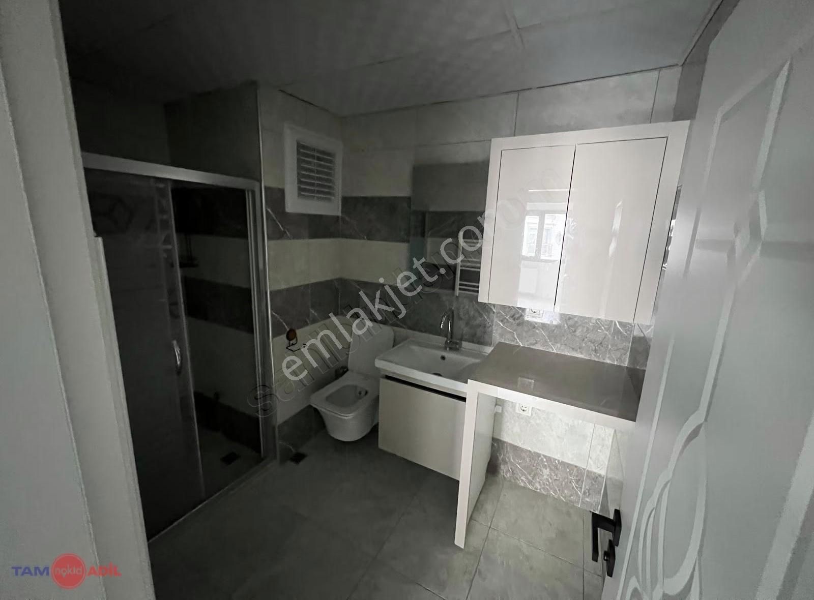 Çarşı Merkezde Carrefoursa Üstü Kiralık 2+1 Kapalı Mutfak Daire - Görsel 2