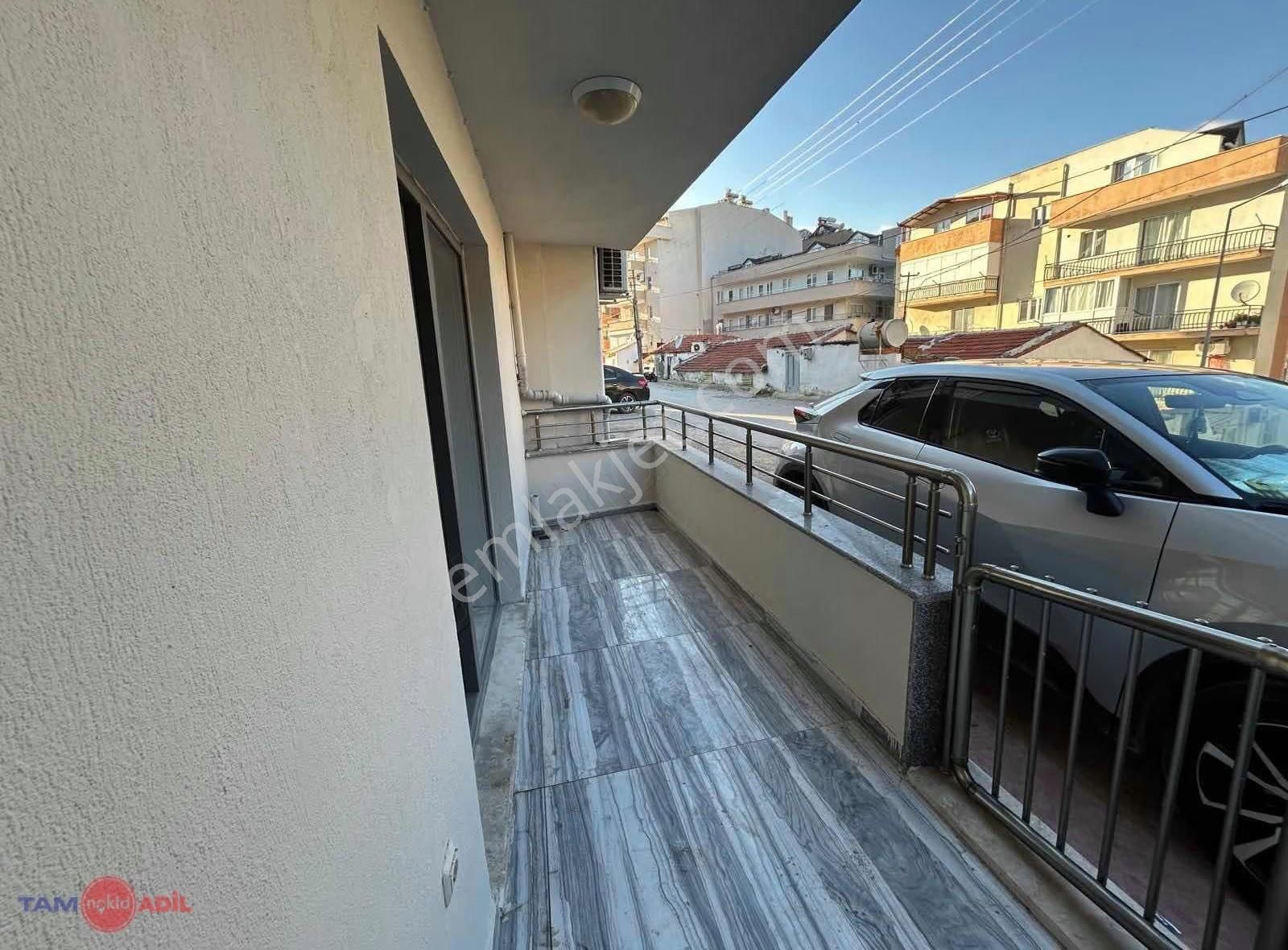 Dikili 54.sokak'ta Giriş Kat 2+1 Ferah Daire - Görsel 10